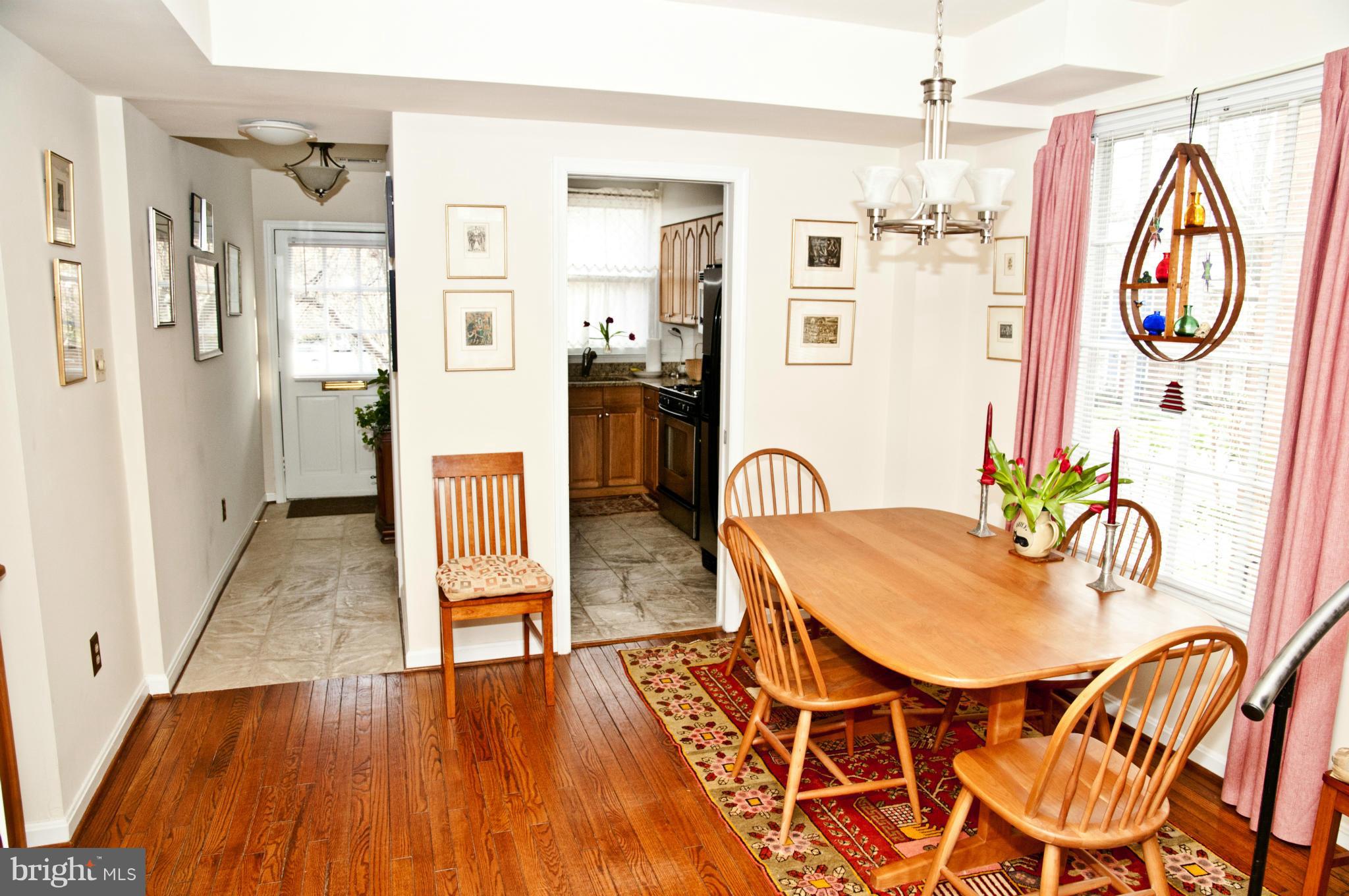 BURGES SQUARE - Residential Lease