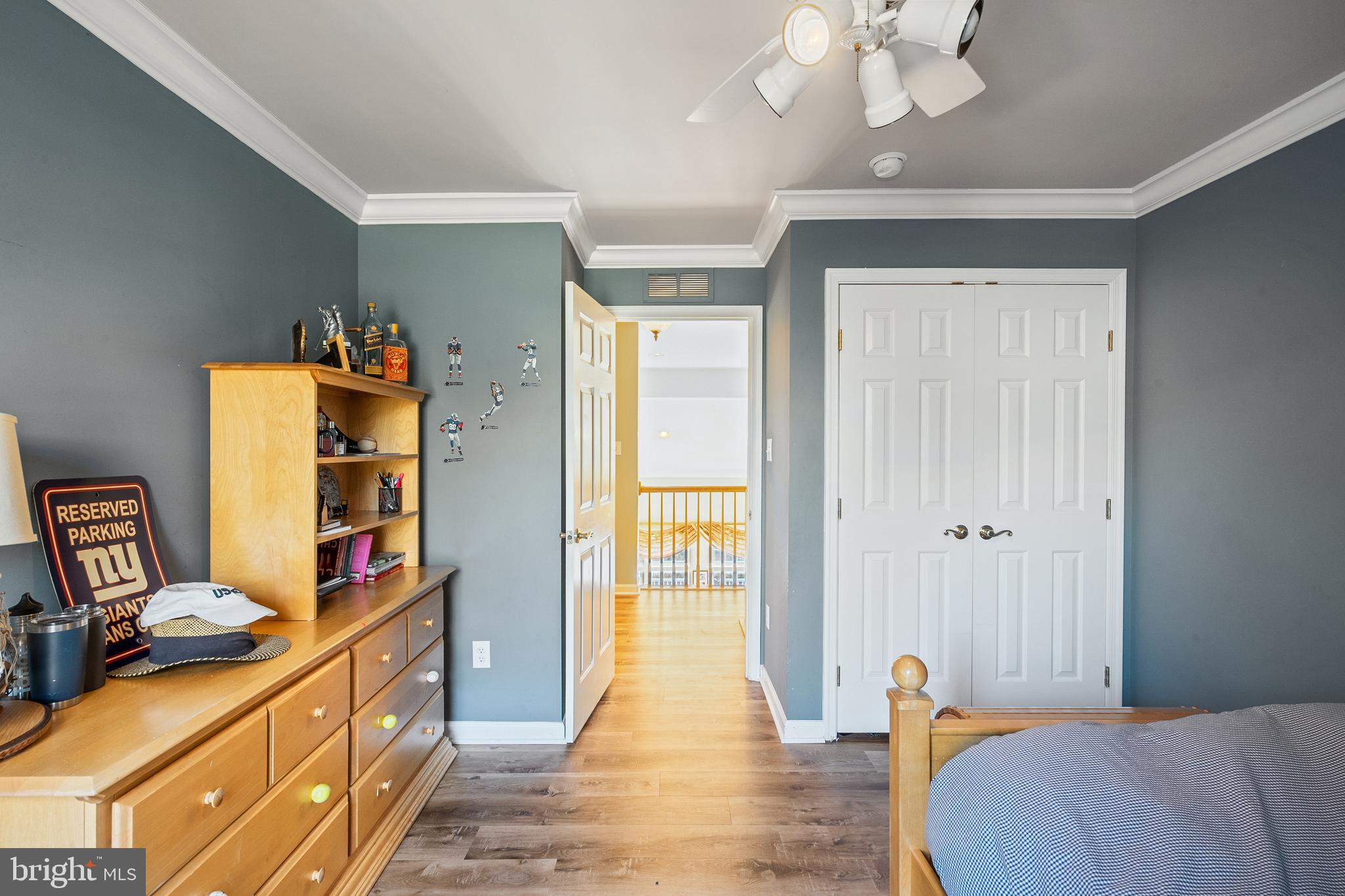 MERSHON CHASE - Residential