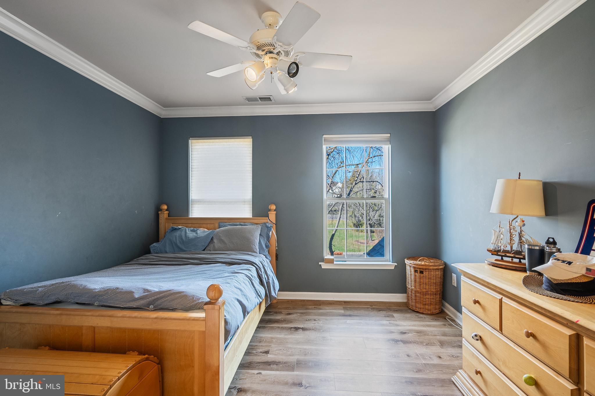 MERSHON CHASE - Residential