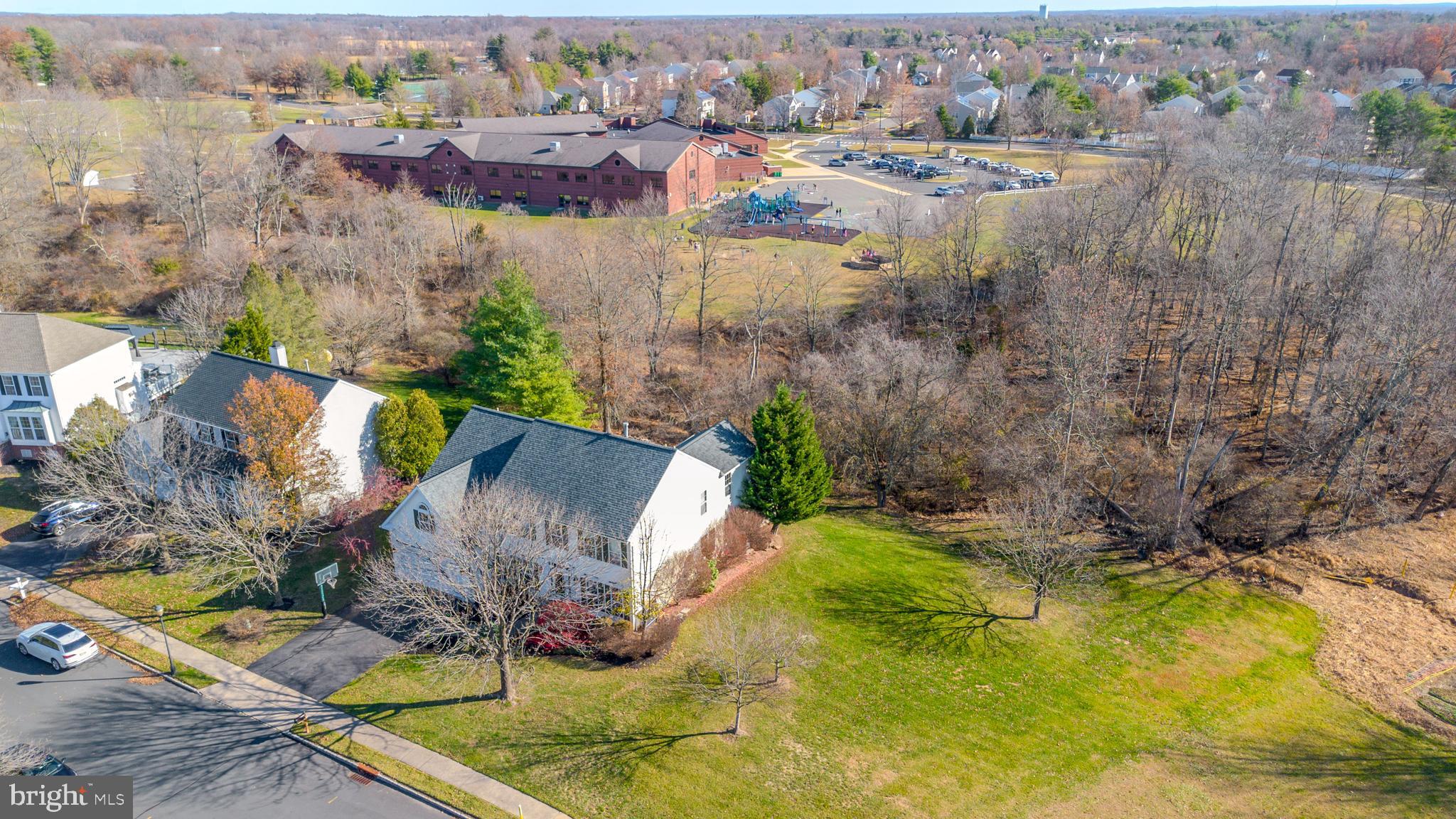 MERSHON CHASE - Residential