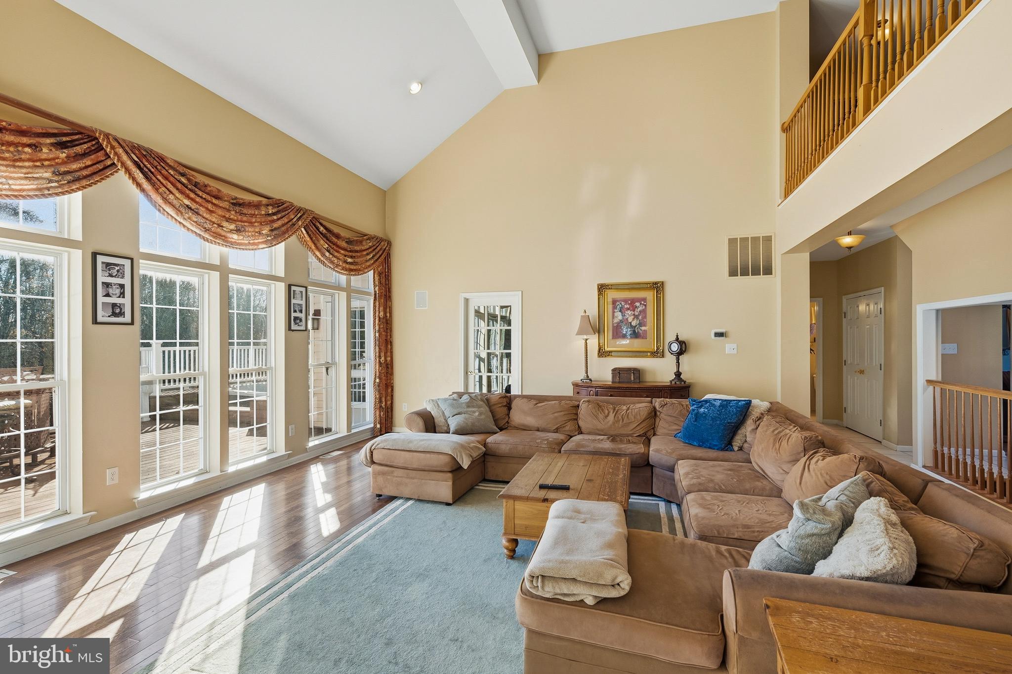 MERSHON CHASE - Residential