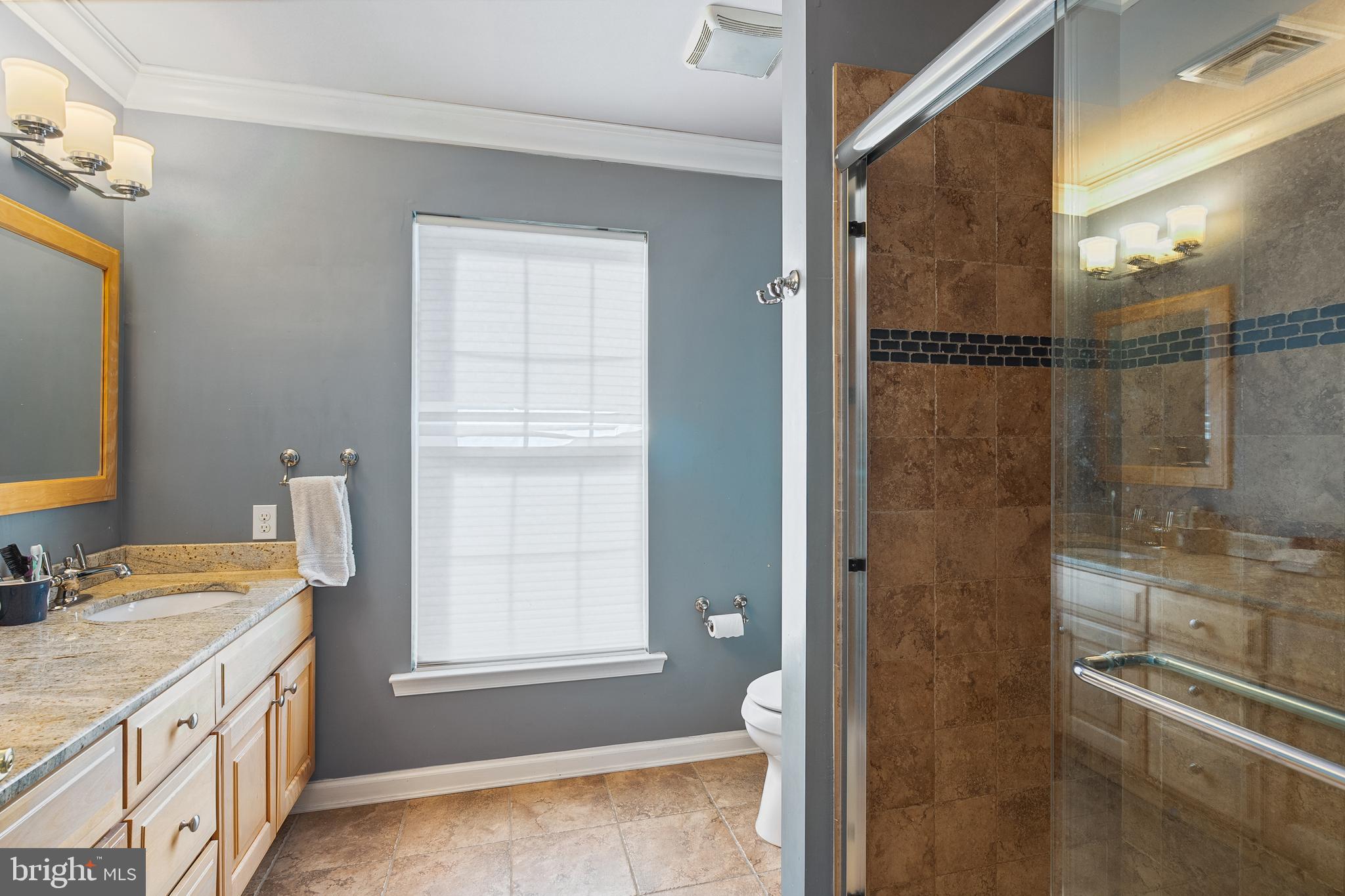 MERSHON CHASE - Residential