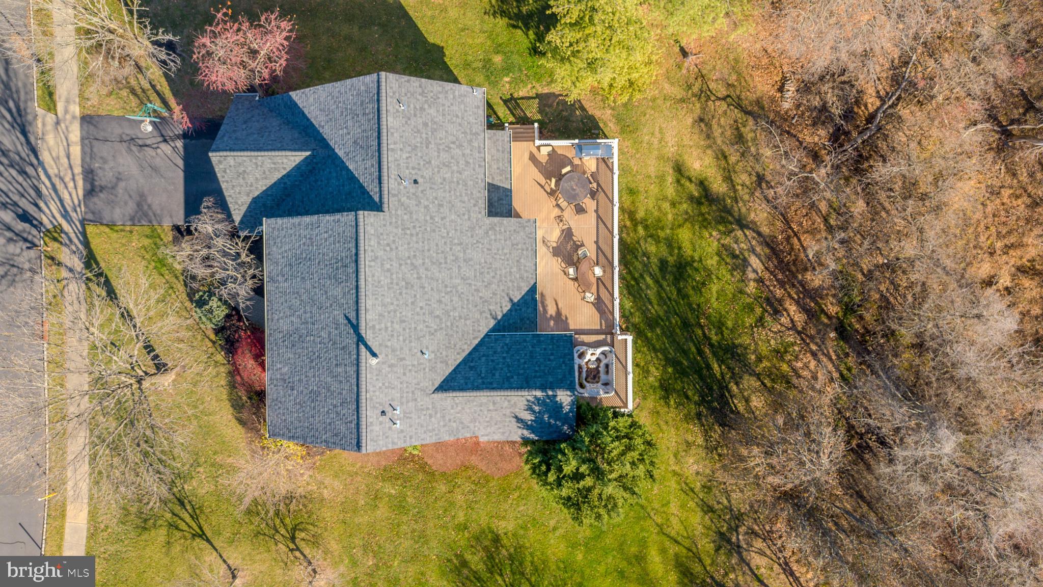 MERSHON CHASE - Residential