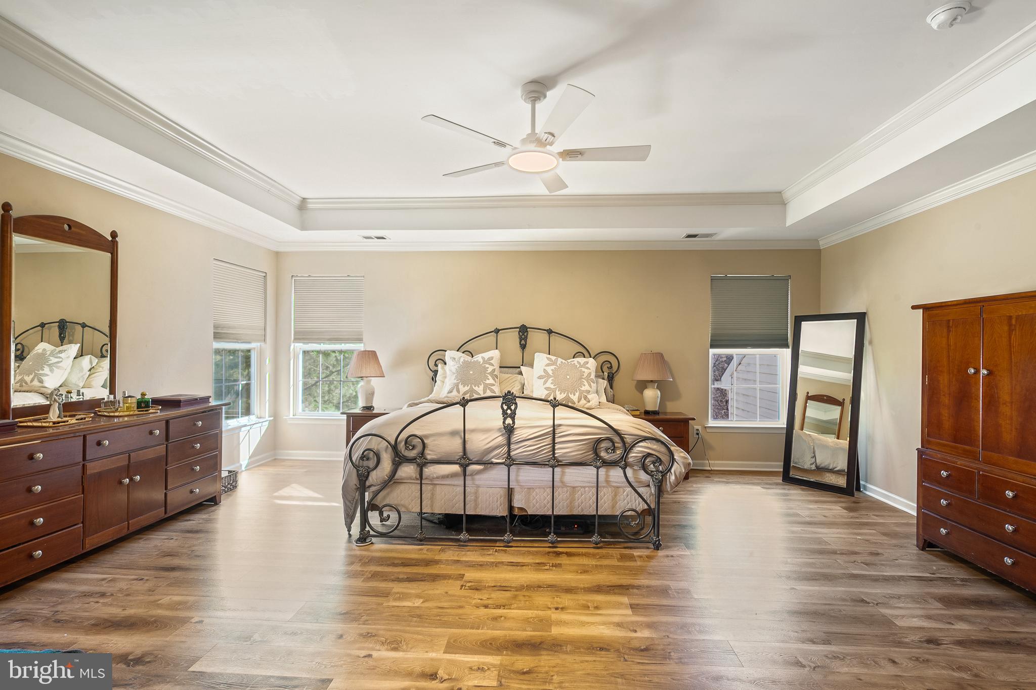 MERSHON CHASE - Residential