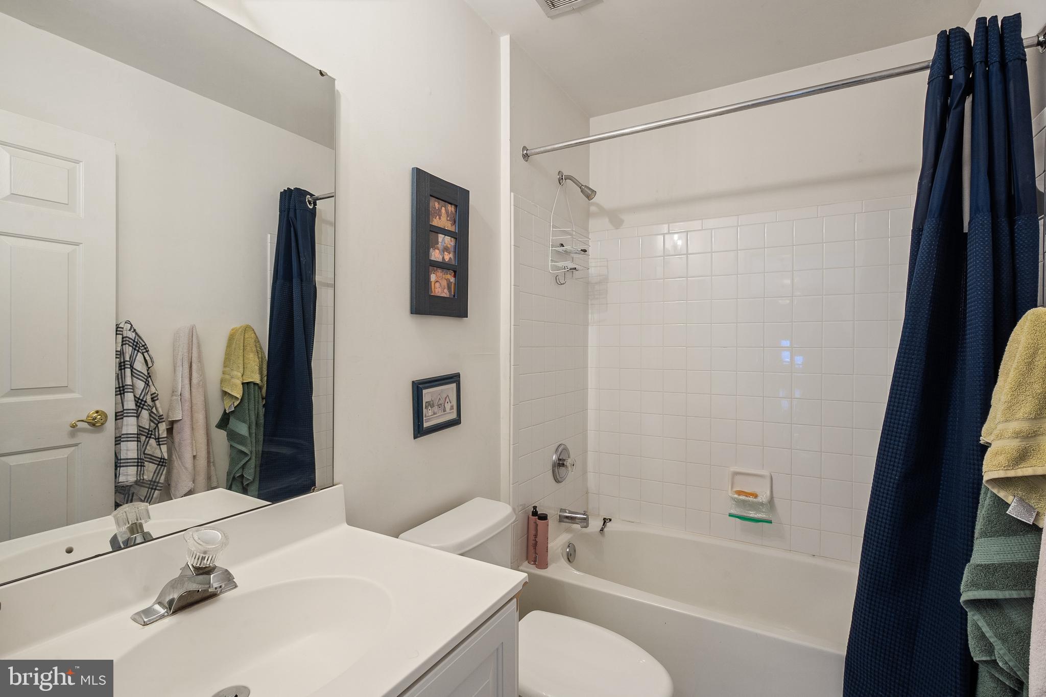 MERSHON CHASE - Residential