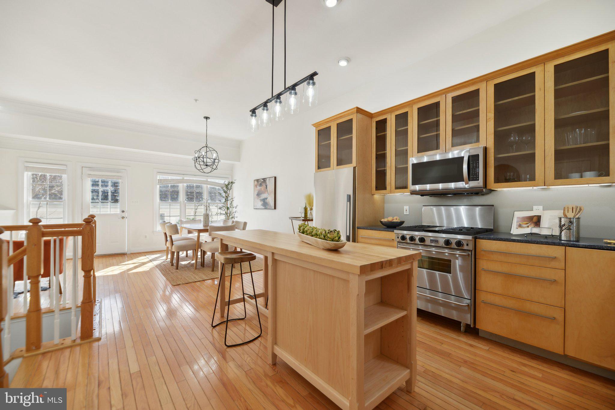 LAKELANDS - Residential