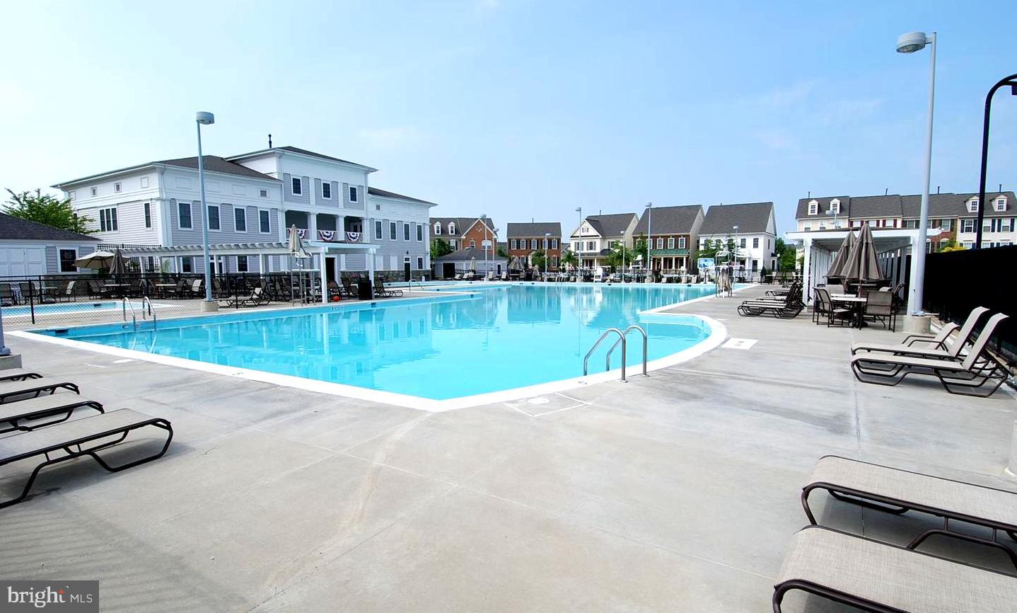 LAKELANDS - Residential