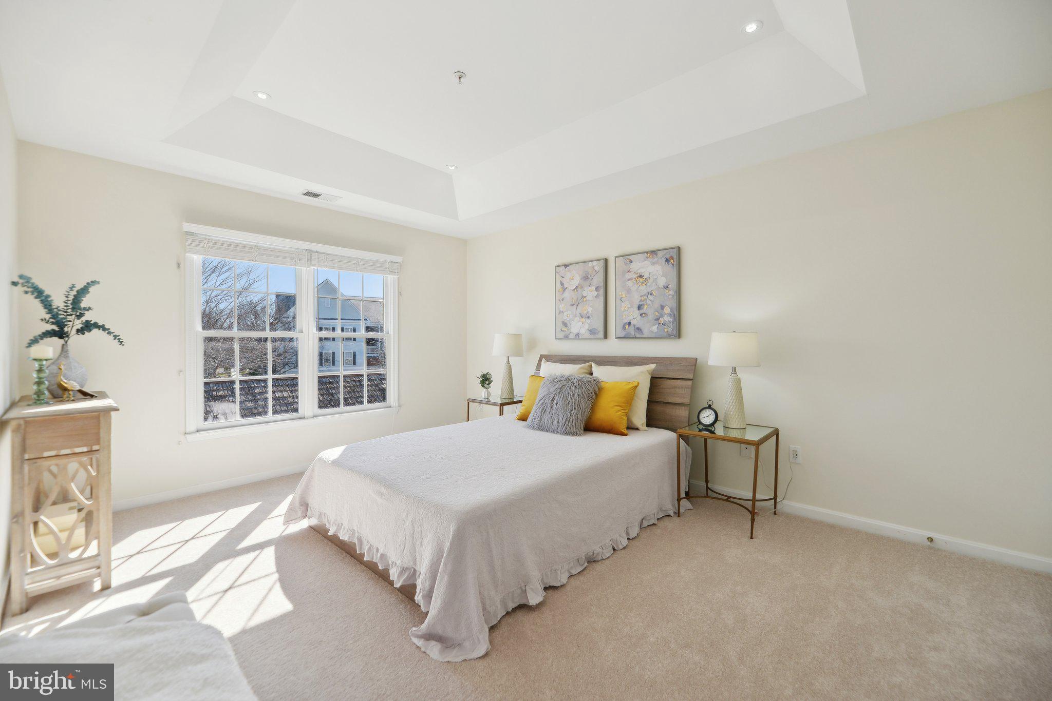 LAKELANDS - Residential