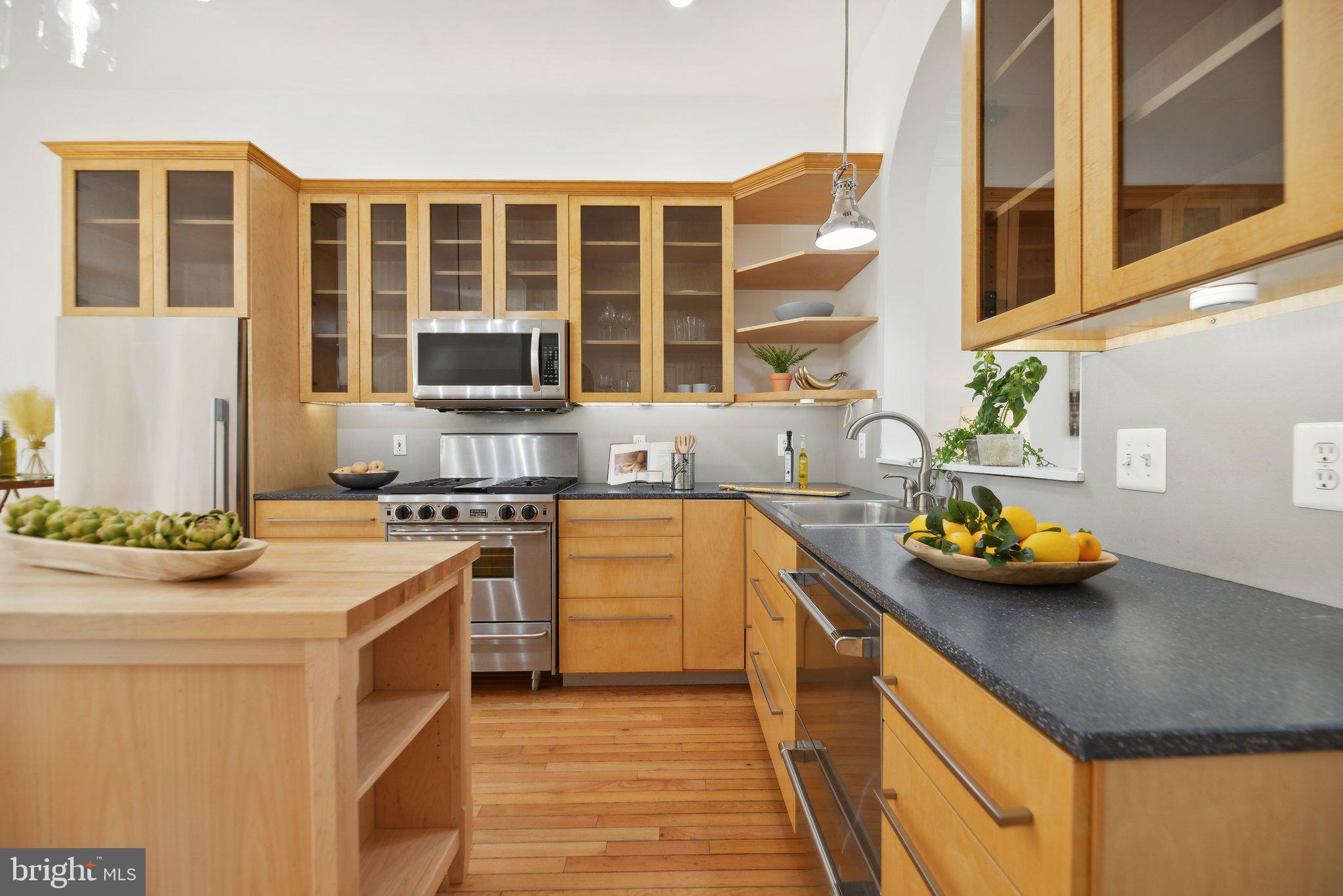 LAKELANDS - Residential