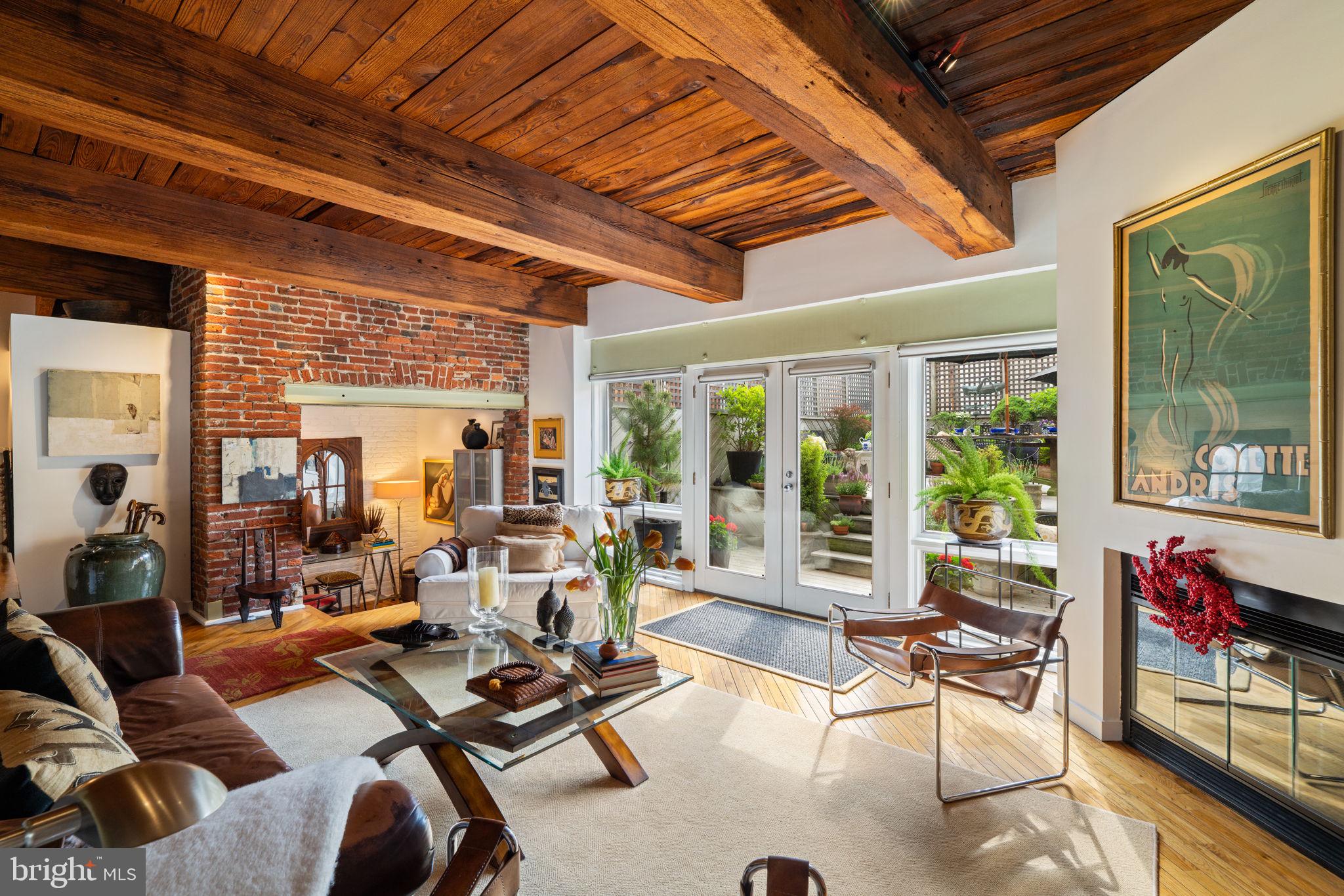 BELLA VISTA - Residential