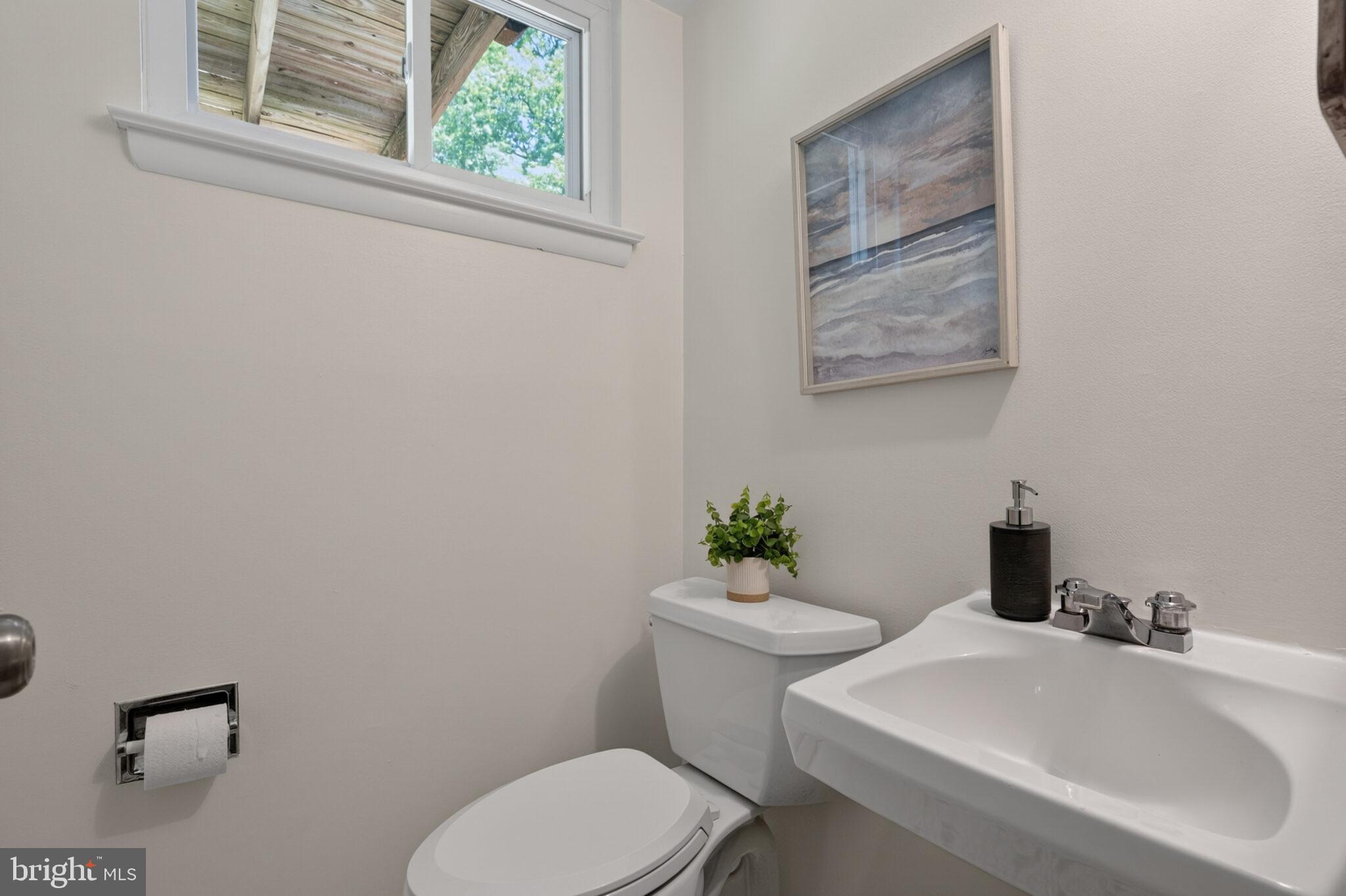 KEMP MILL ESTATES - Residential