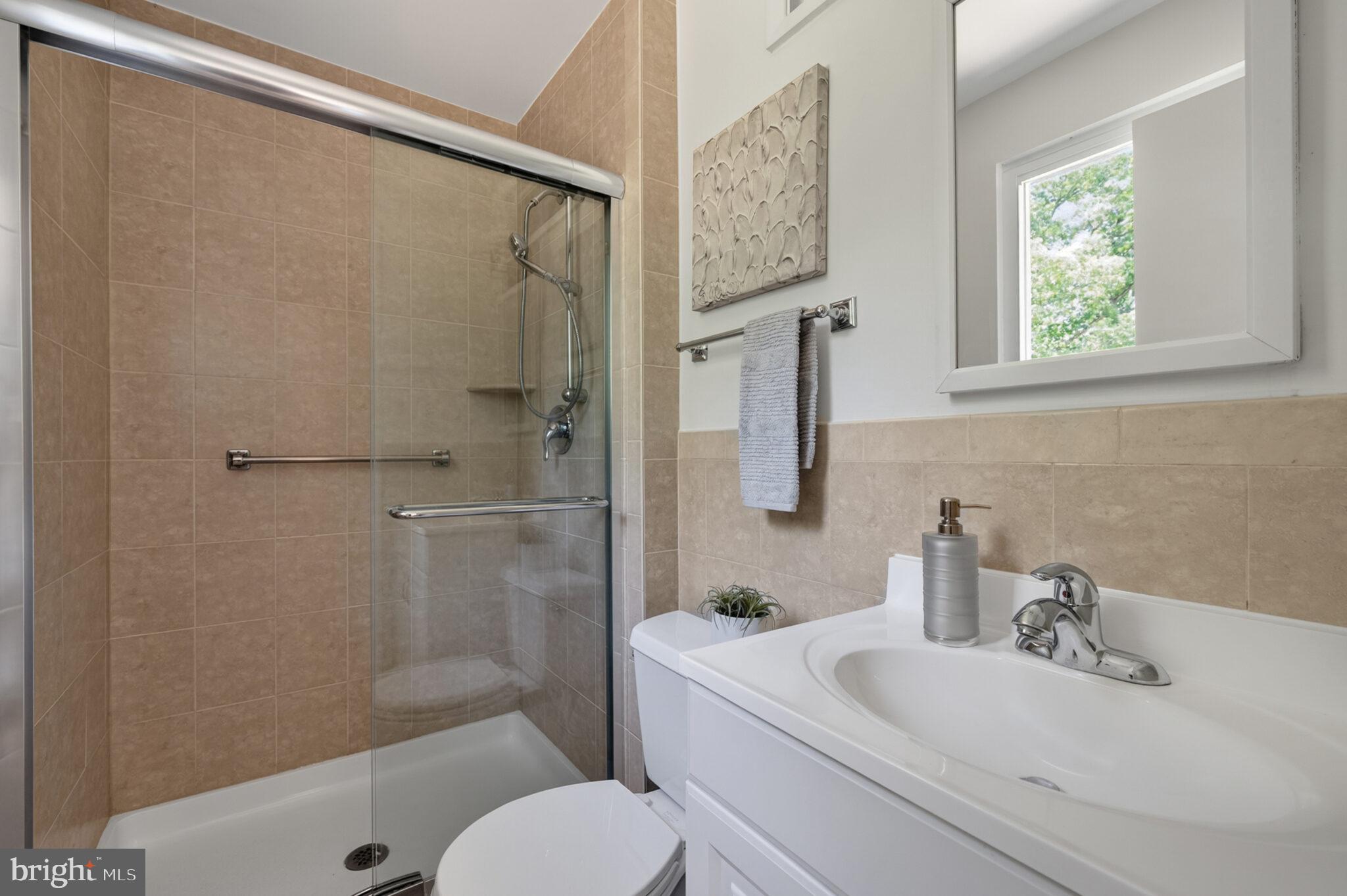 KEMP MILL ESTATES - Residential