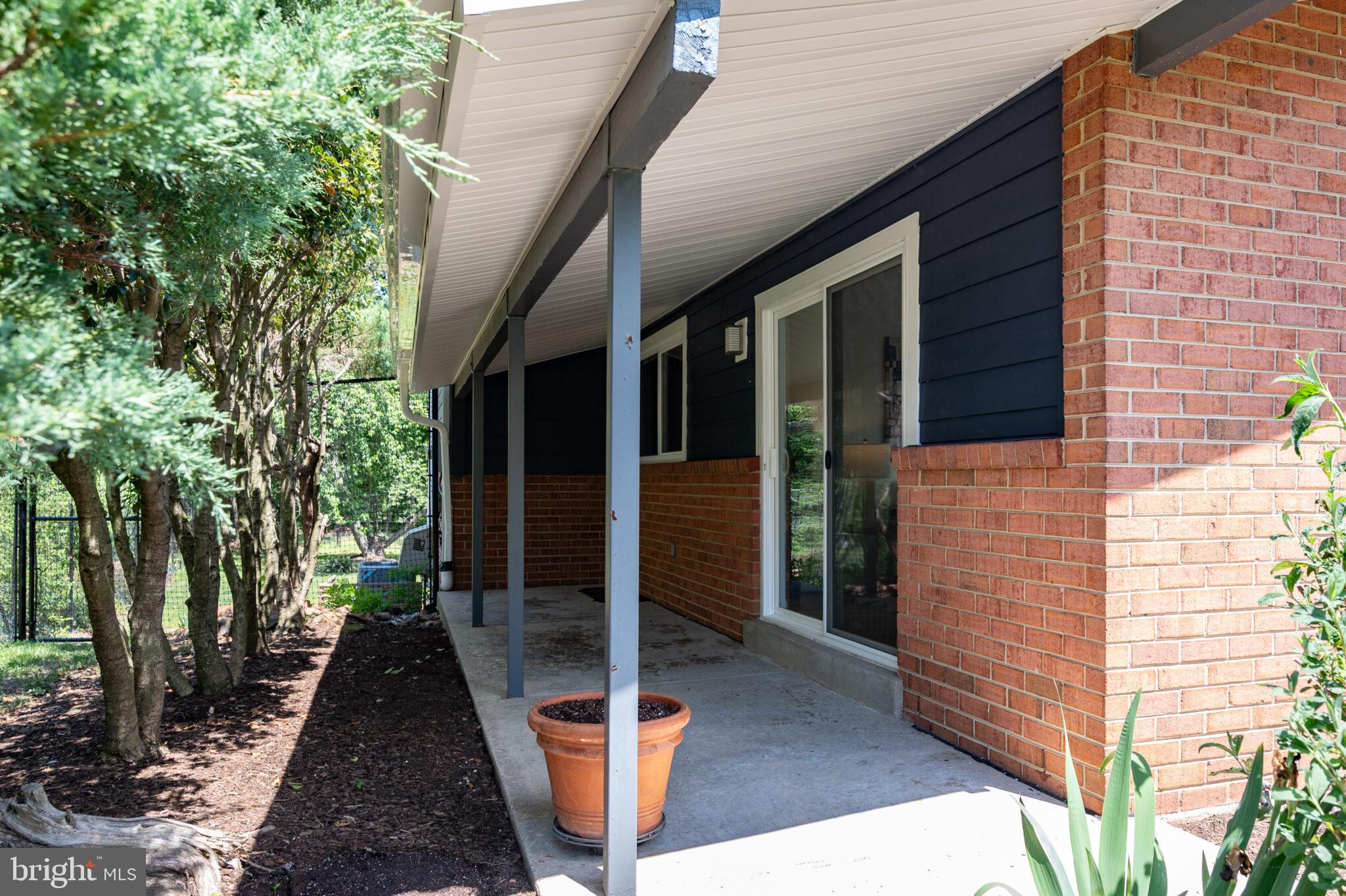 KEMP MILL ESTATES - Residential