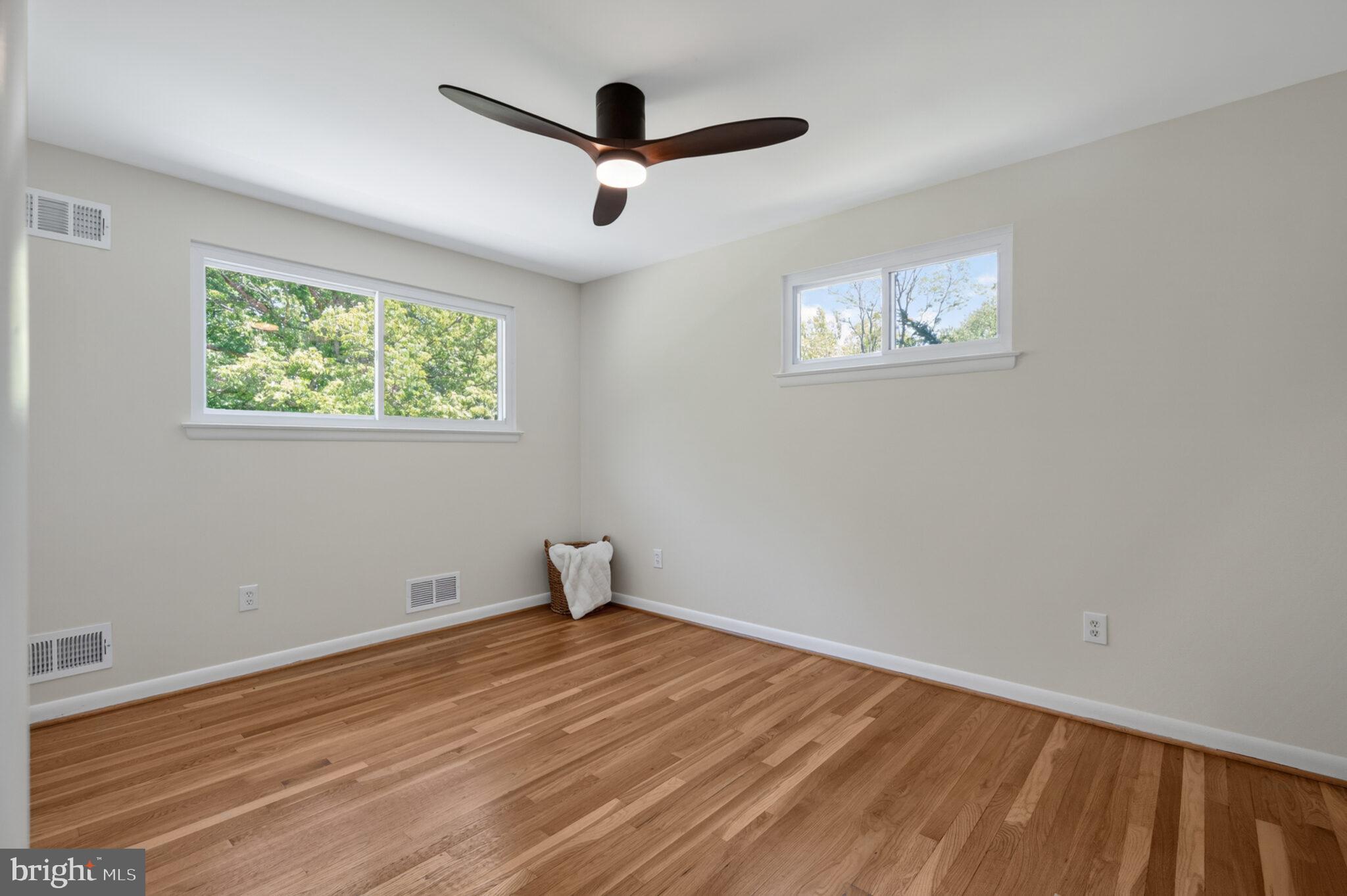 KEMP MILL ESTATES - Residential