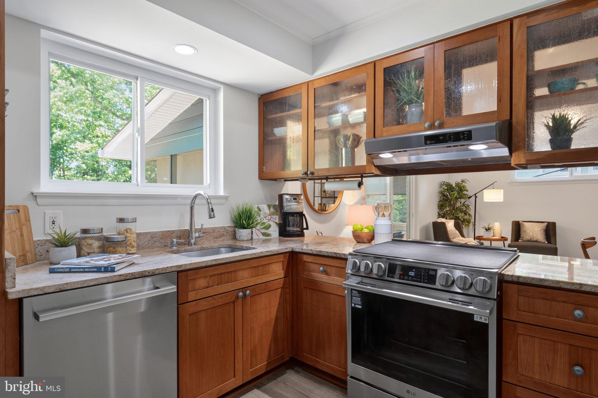 KEMP MILL ESTATES - Residential