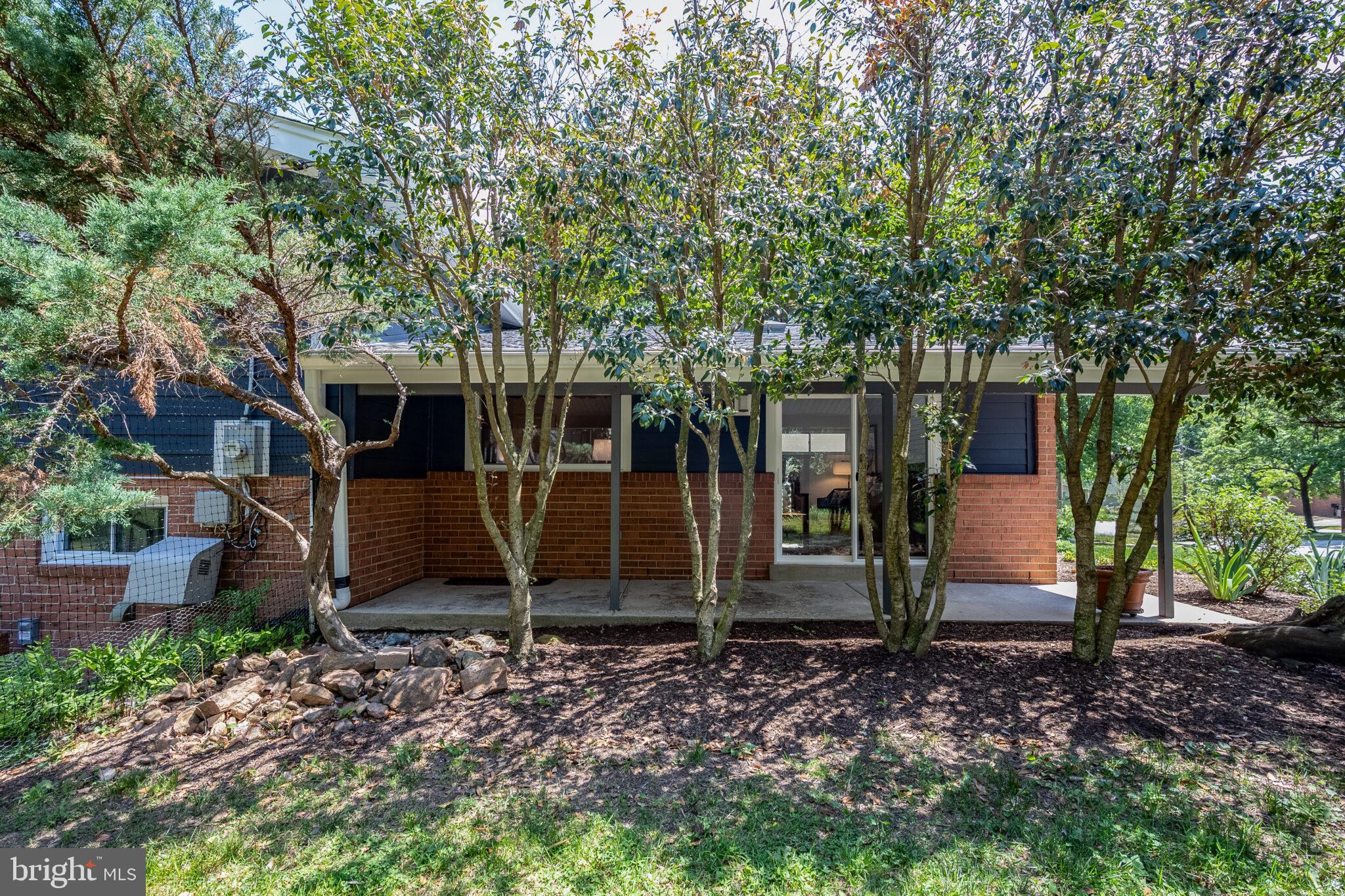 KEMP MILL ESTATES - Residential