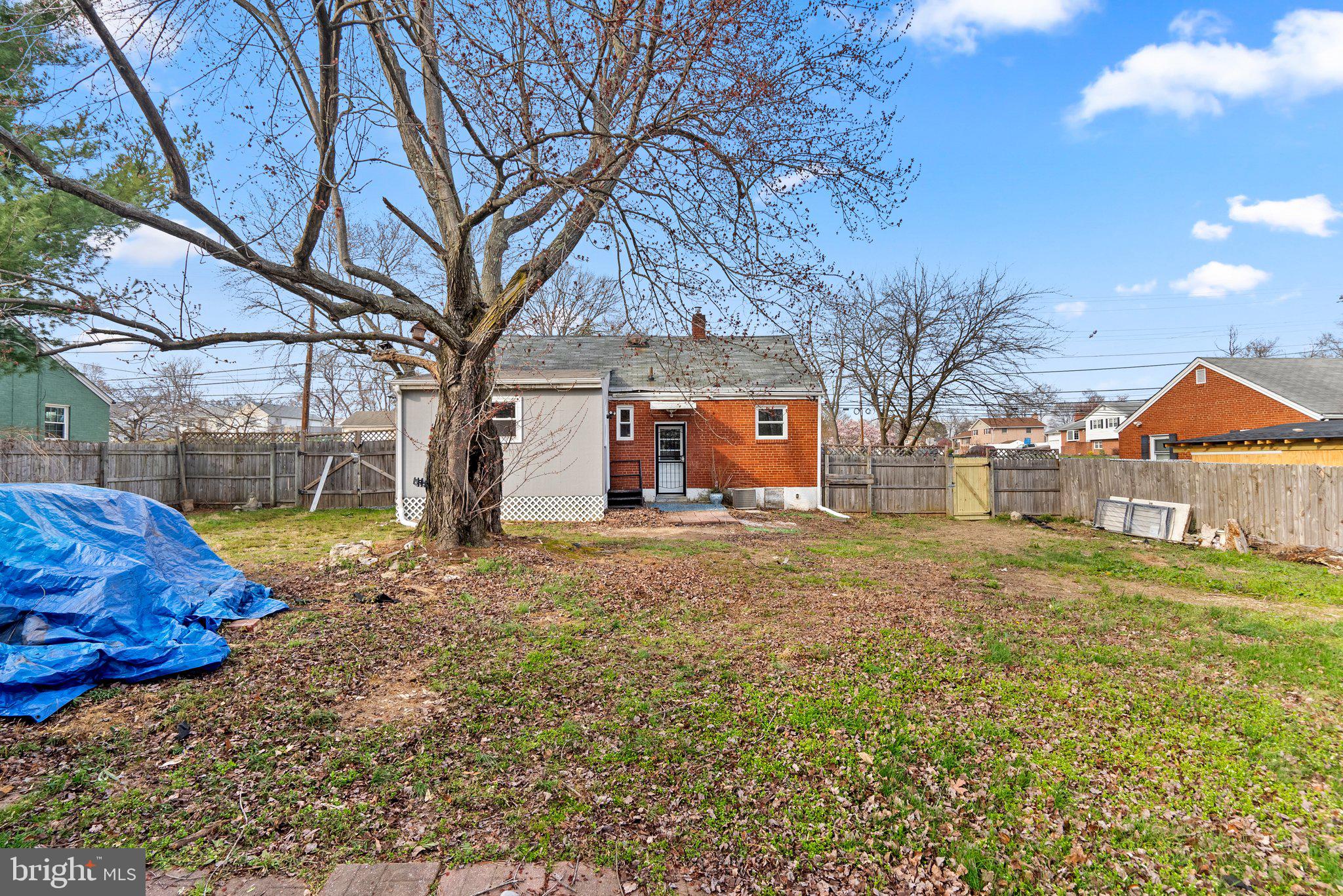 CLINTON - Residential