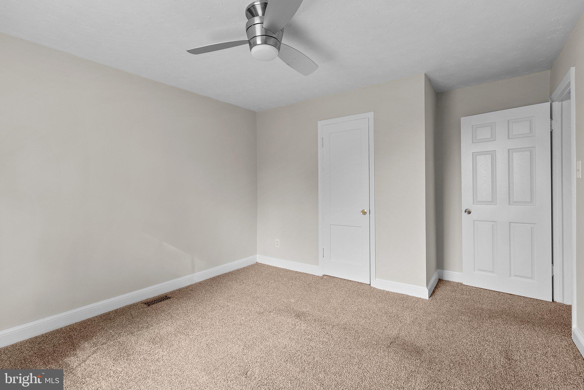 CLINTON - Residential