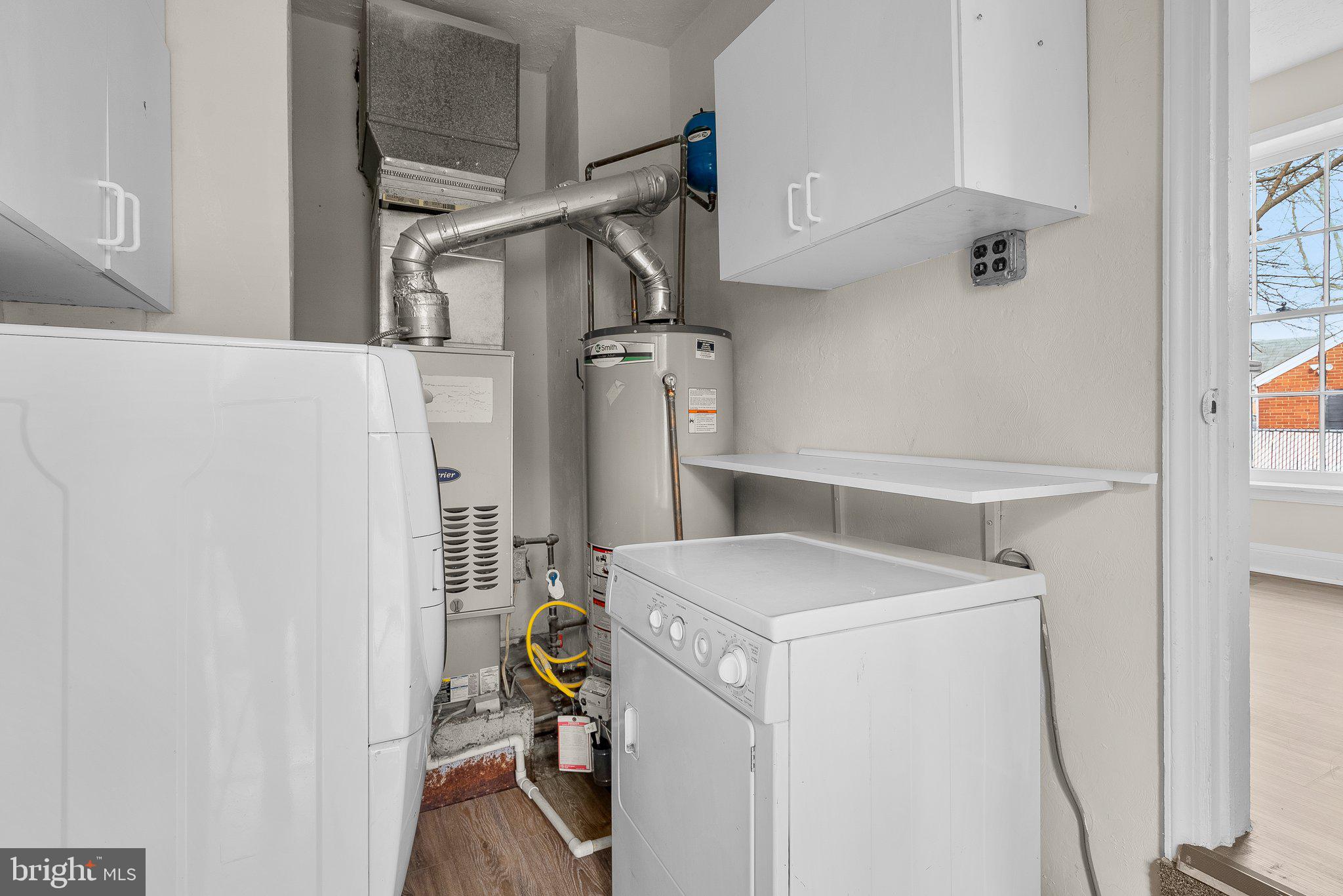 CLINTON - Residential