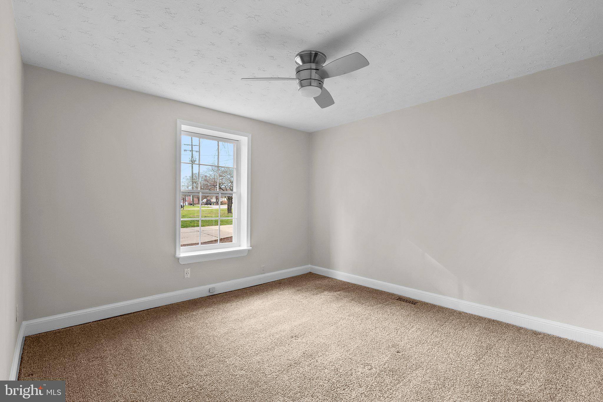 CLINTON - Residential