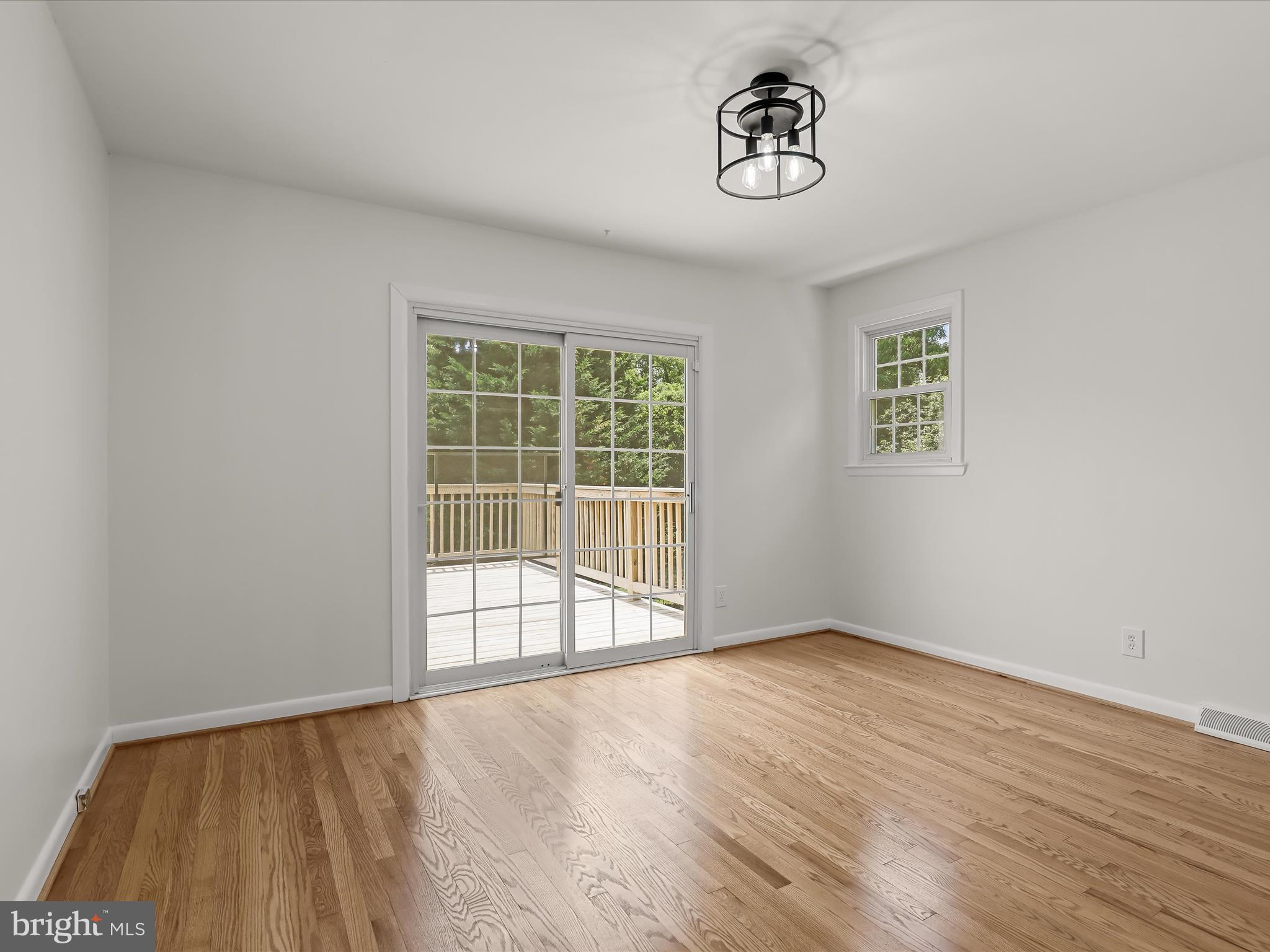 STONEWALL PARK - Residential