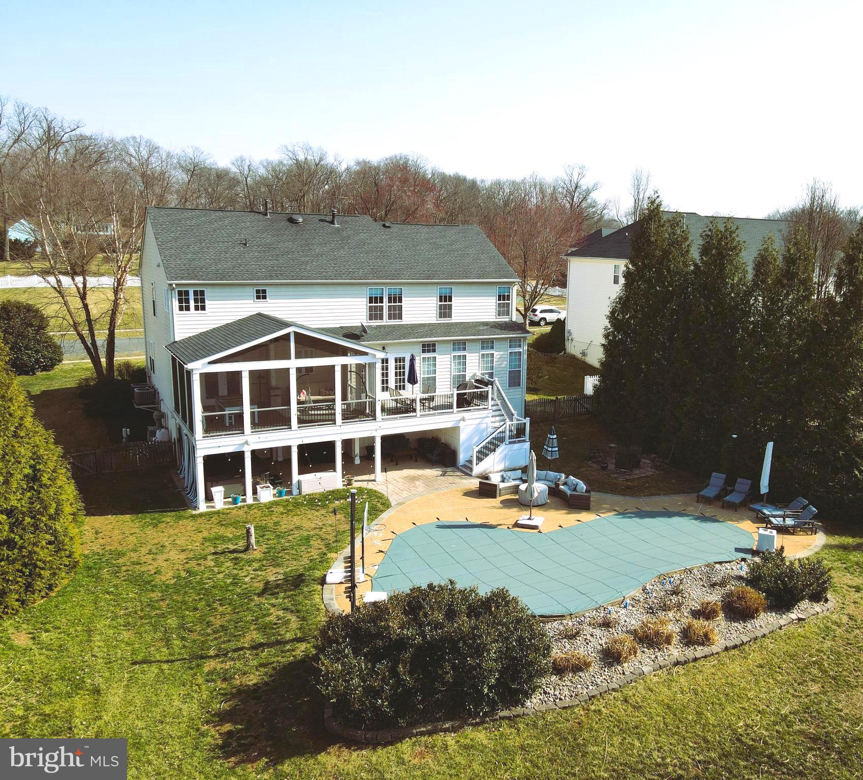 HERITAGE FARMS - Residential