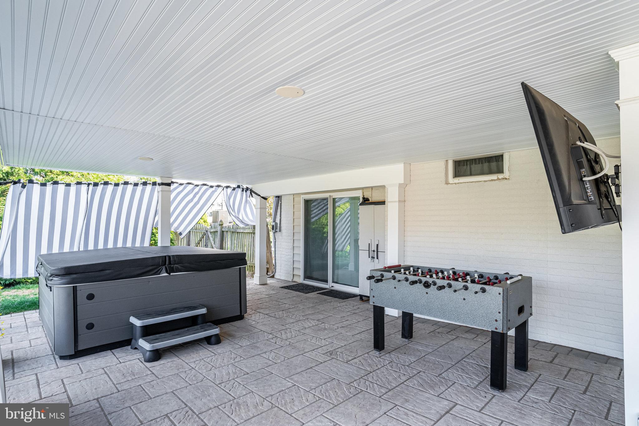 HERITAGE FARMS - Residential