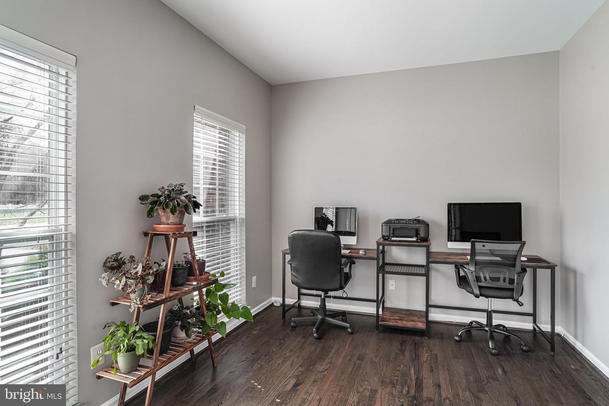 HERITAGE FARMS - Residential