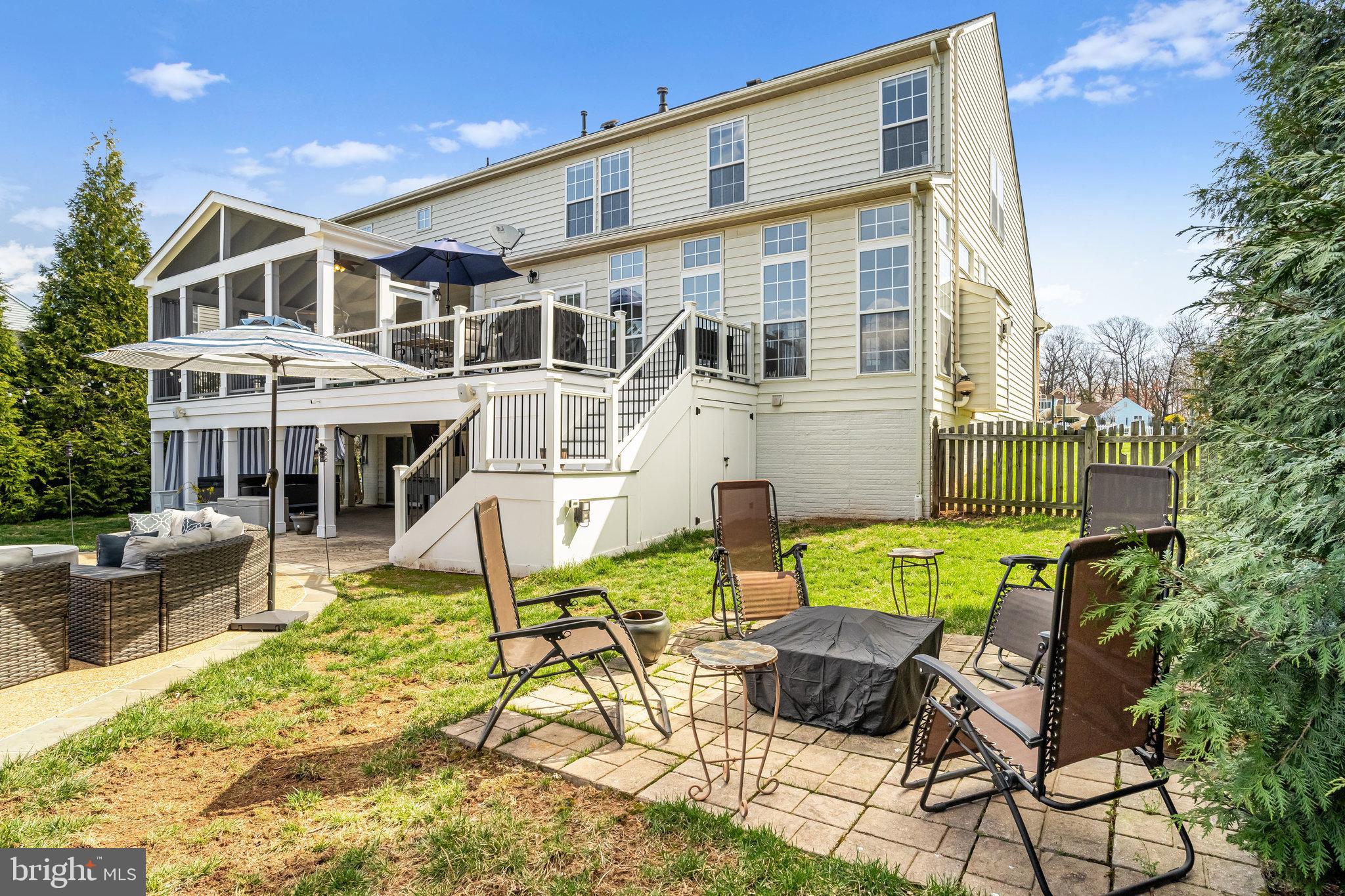 HERITAGE FARMS - Residential