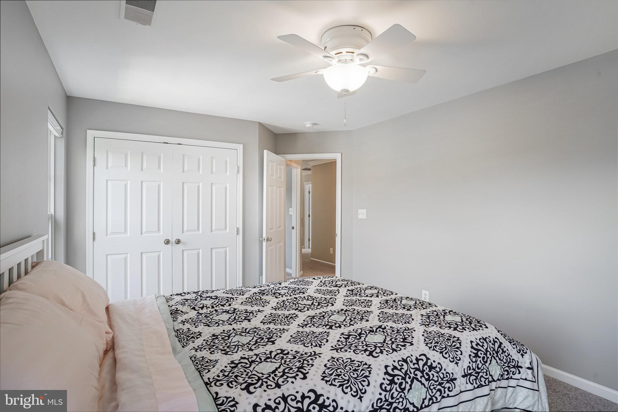 HERITAGE FARMS - Residential