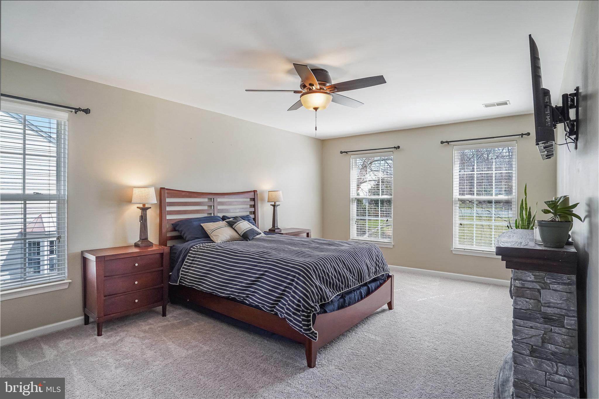 HERITAGE FARMS - Residential