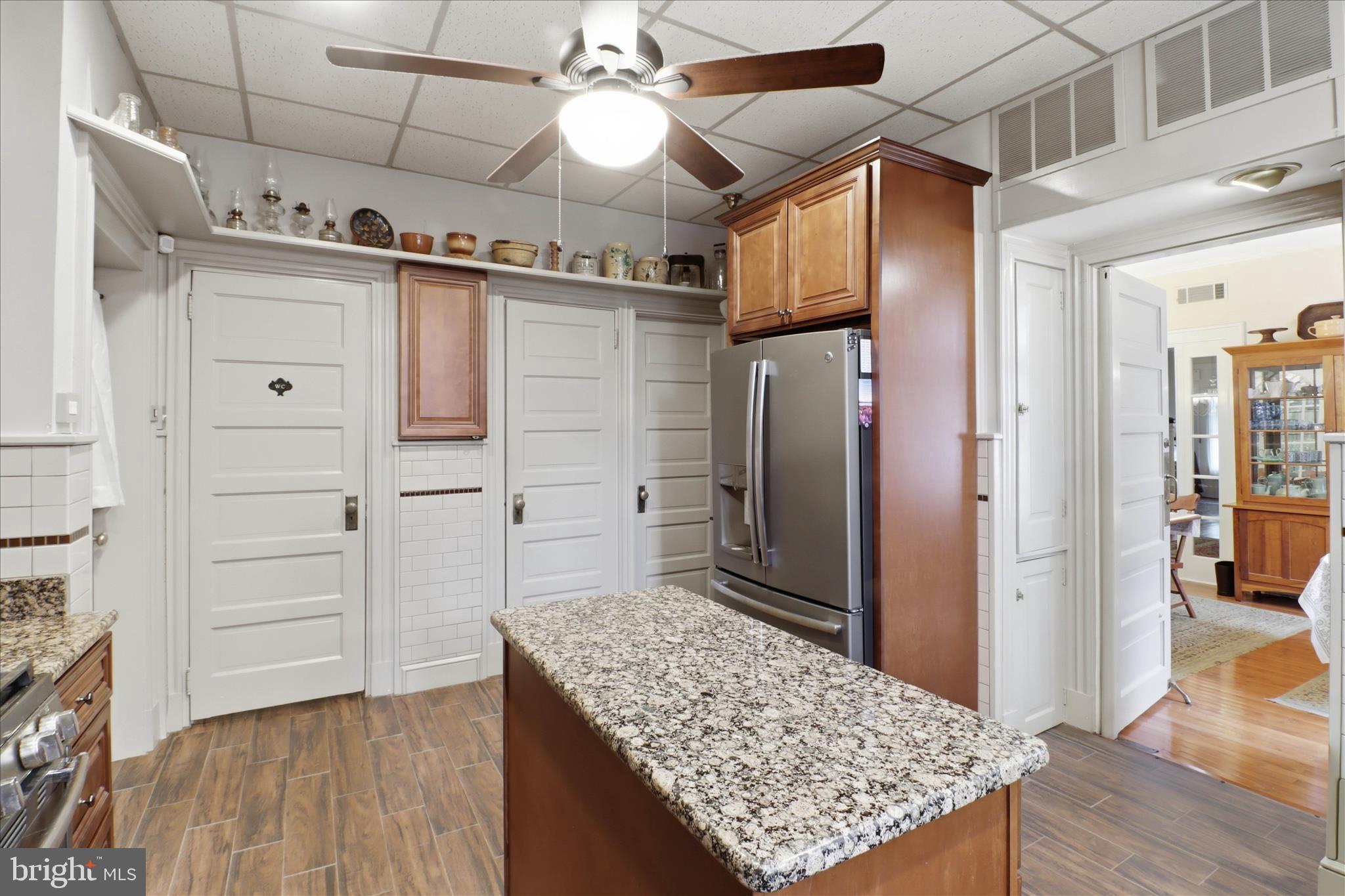 LANCASTER - Residential