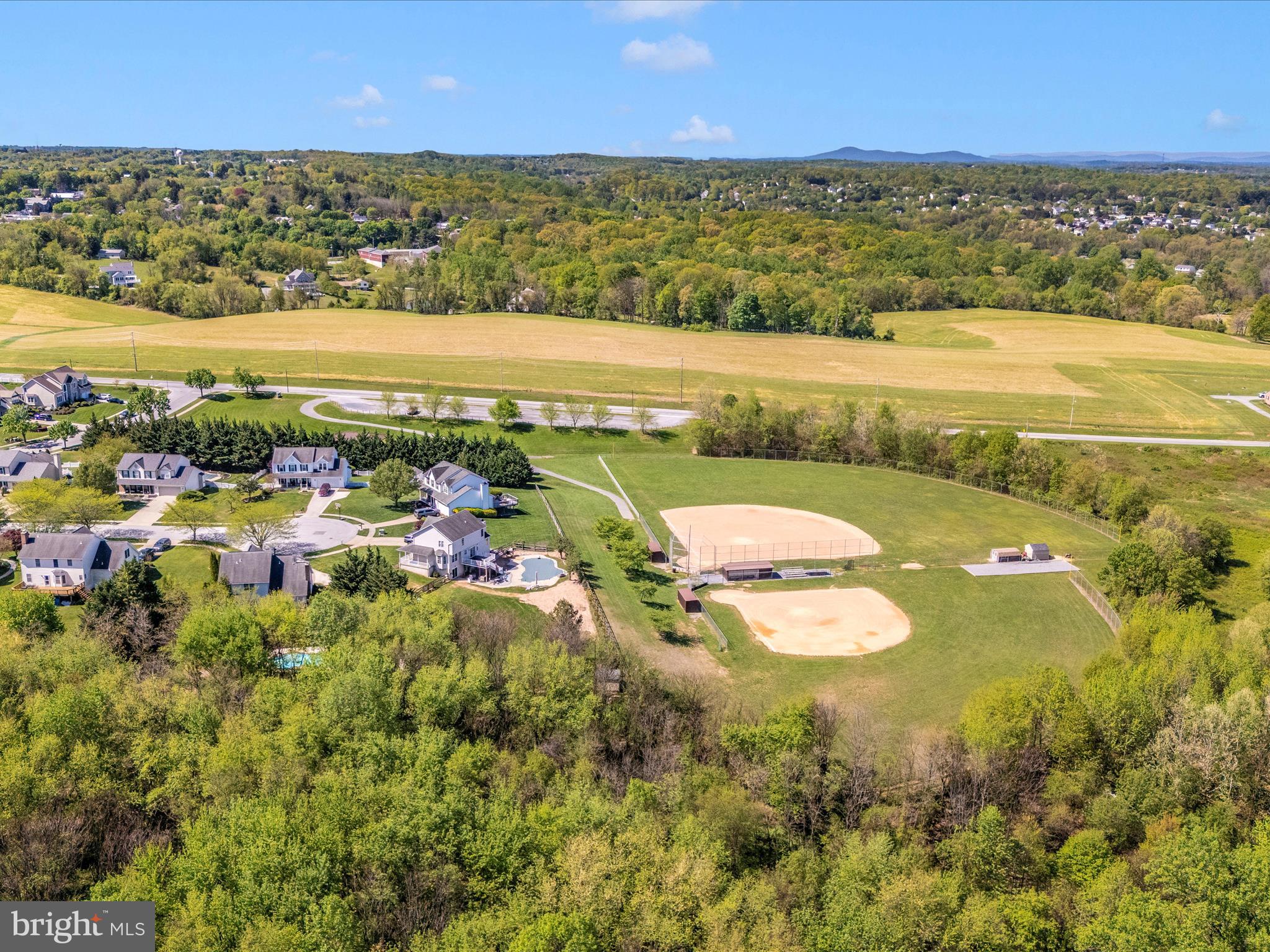 SUMMIT RIDGE - Residential