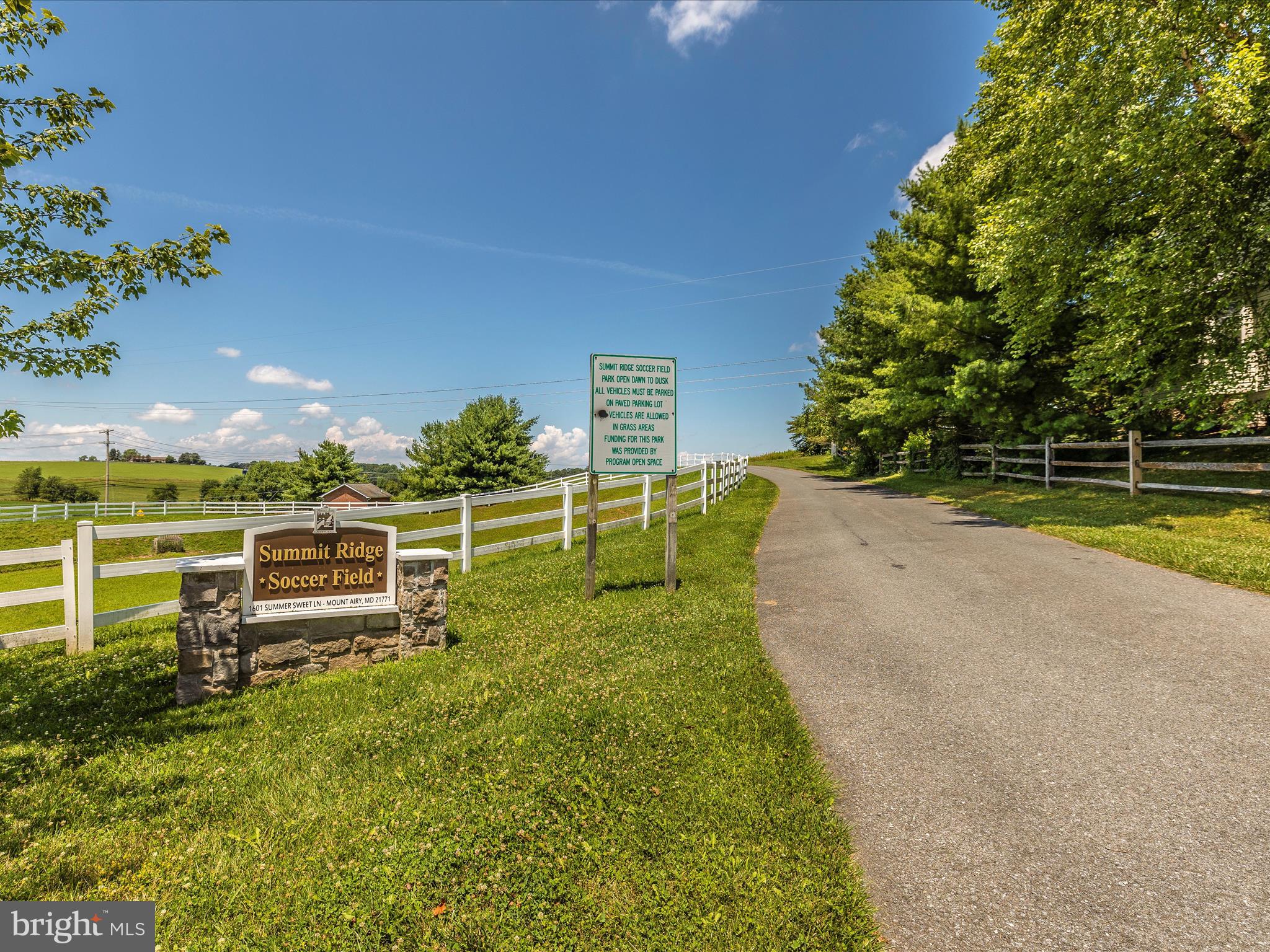 SUMMIT RIDGE - Residential