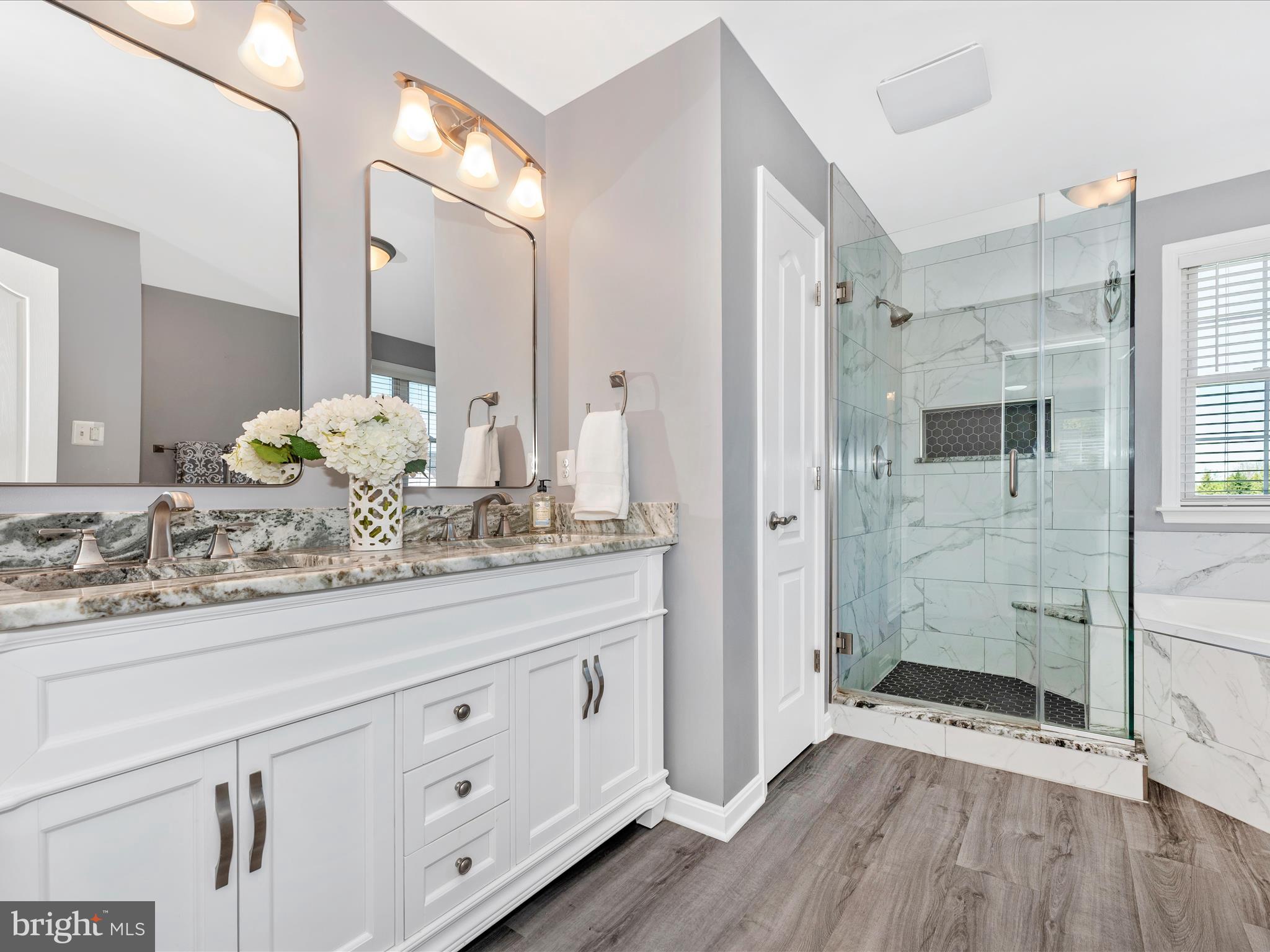 SUMMIT RIDGE - Residential