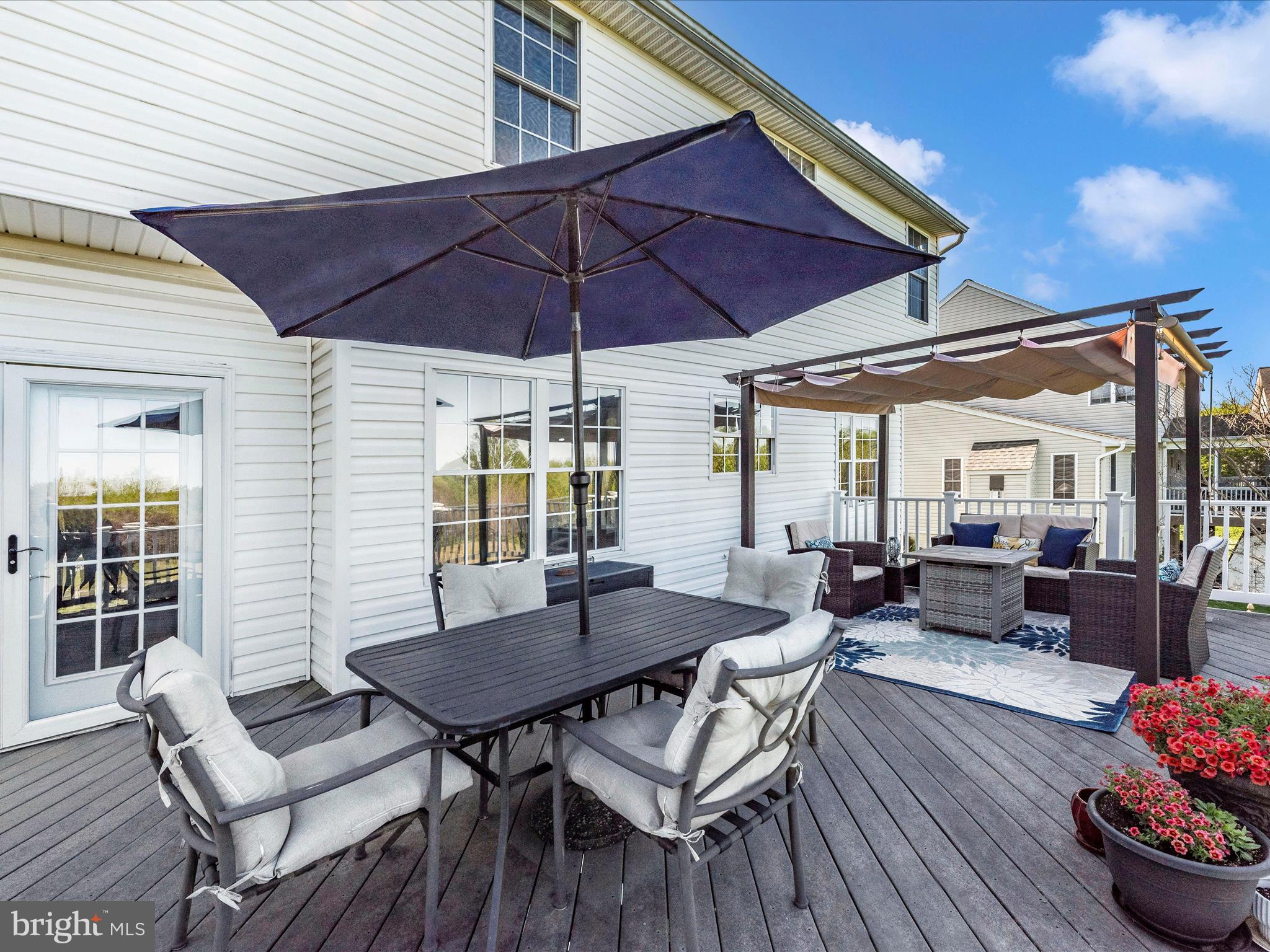 SUMMIT RIDGE - Residential