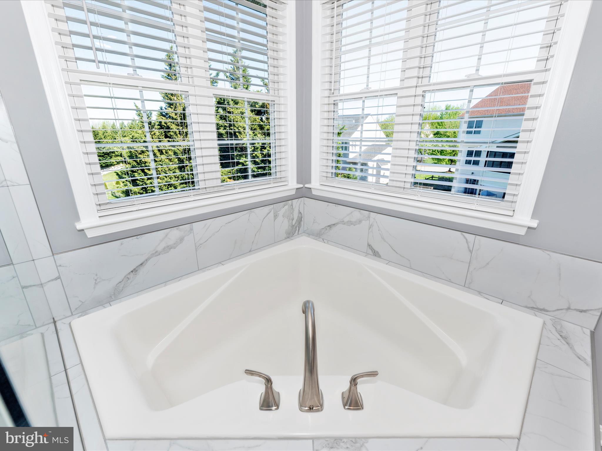 SUMMIT RIDGE - Residential