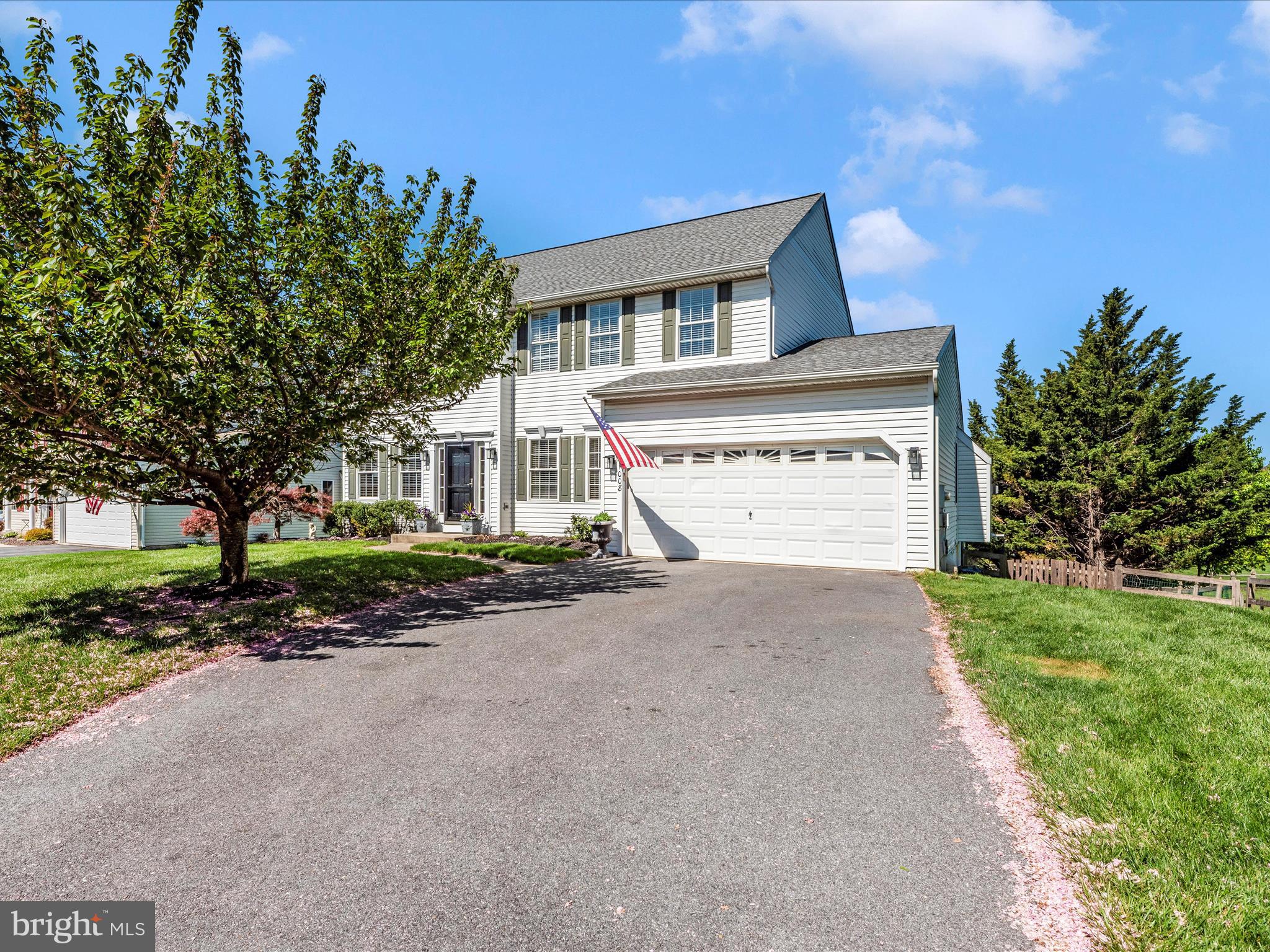 SUMMIT RIDGE - Residential