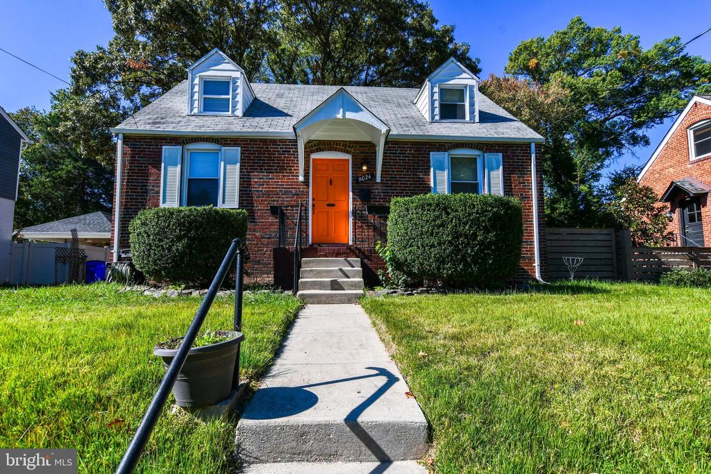 Photo of 9024 49th Place, COLLEGE PARK, MD 20740 (MLS # MDPG2177726)