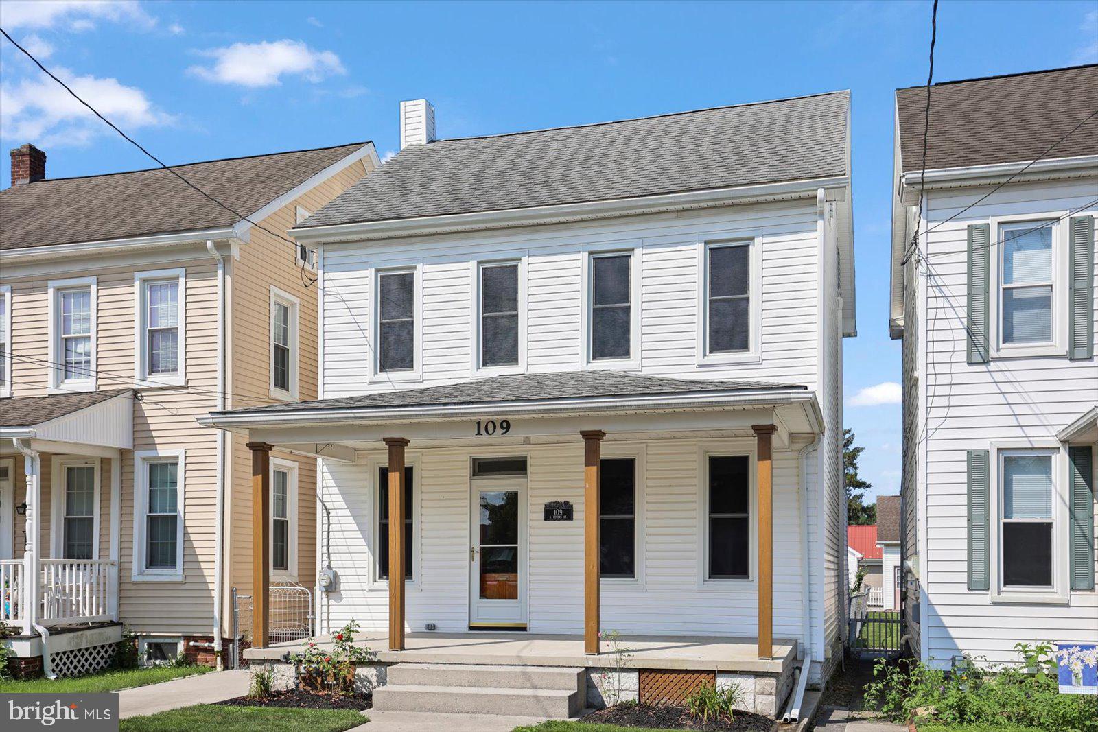 109 N PETERS STREET