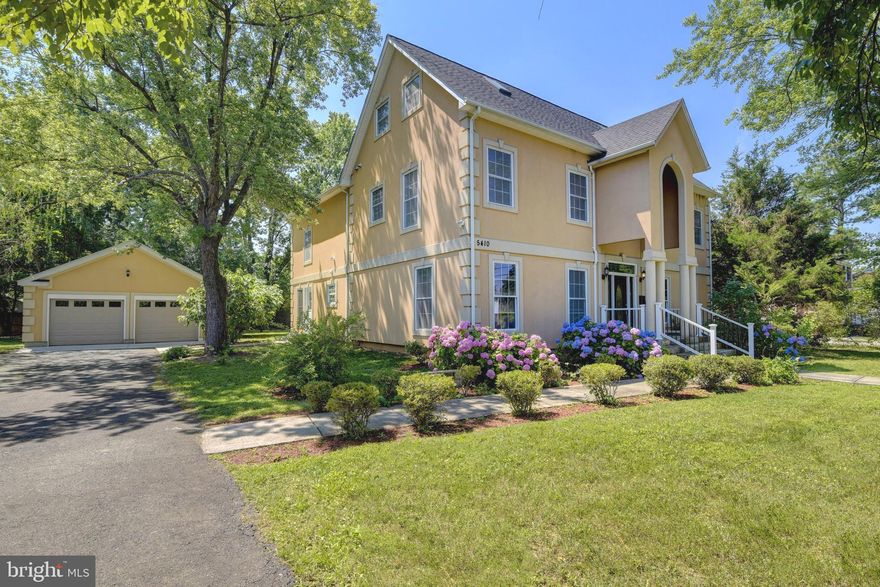 Stunning Home w/ 2 Car Garage in Prime Skyline Area Location! Gorgeous 0.46 acre flat lot. 6-7BR/4BA/3HBA on 4LVLS. Huge Primary Suites on main lvl AND 2nd lvl. Sunny & open living/dining areas. Kitchen w/ island/breakfast bar, gas cooking, granite, SS appliances. Hardwoods on main lvl. 2023 Upgrades: New roof, HWH, skylights & most window panels, washer & dryer, LED recessed lights, dimmers, sump pump, concrete walkways, professionally painted. 2 zone HVAC. Just blocks to shopping & restaurants; easy access to 395 & DC!