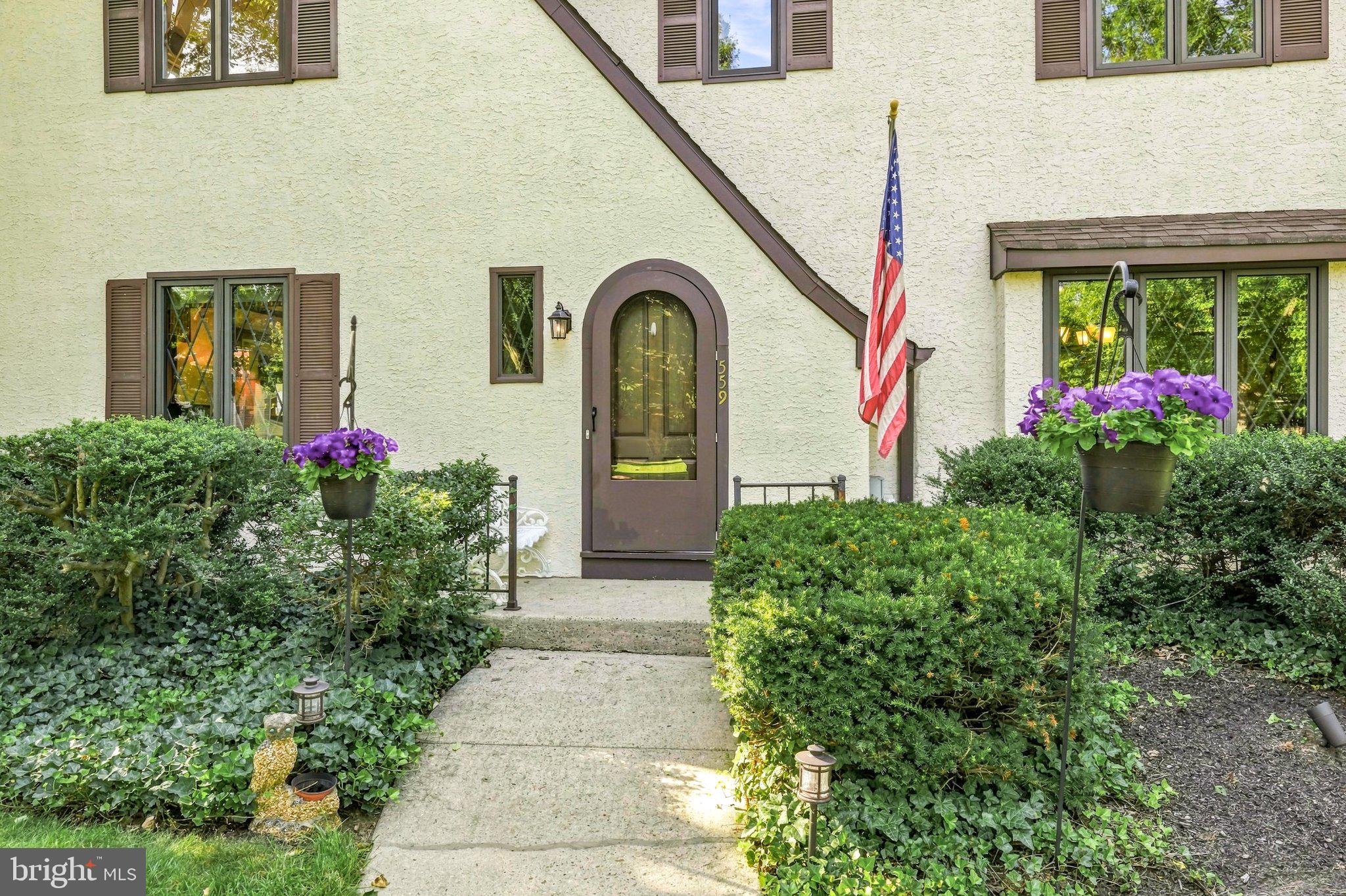 559 SENTINEL ROAD