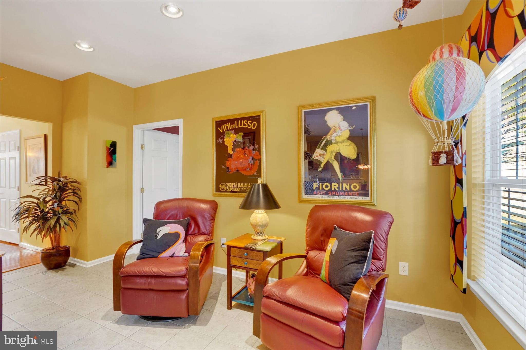 VILLAS AT SHREWSBURY - Residential