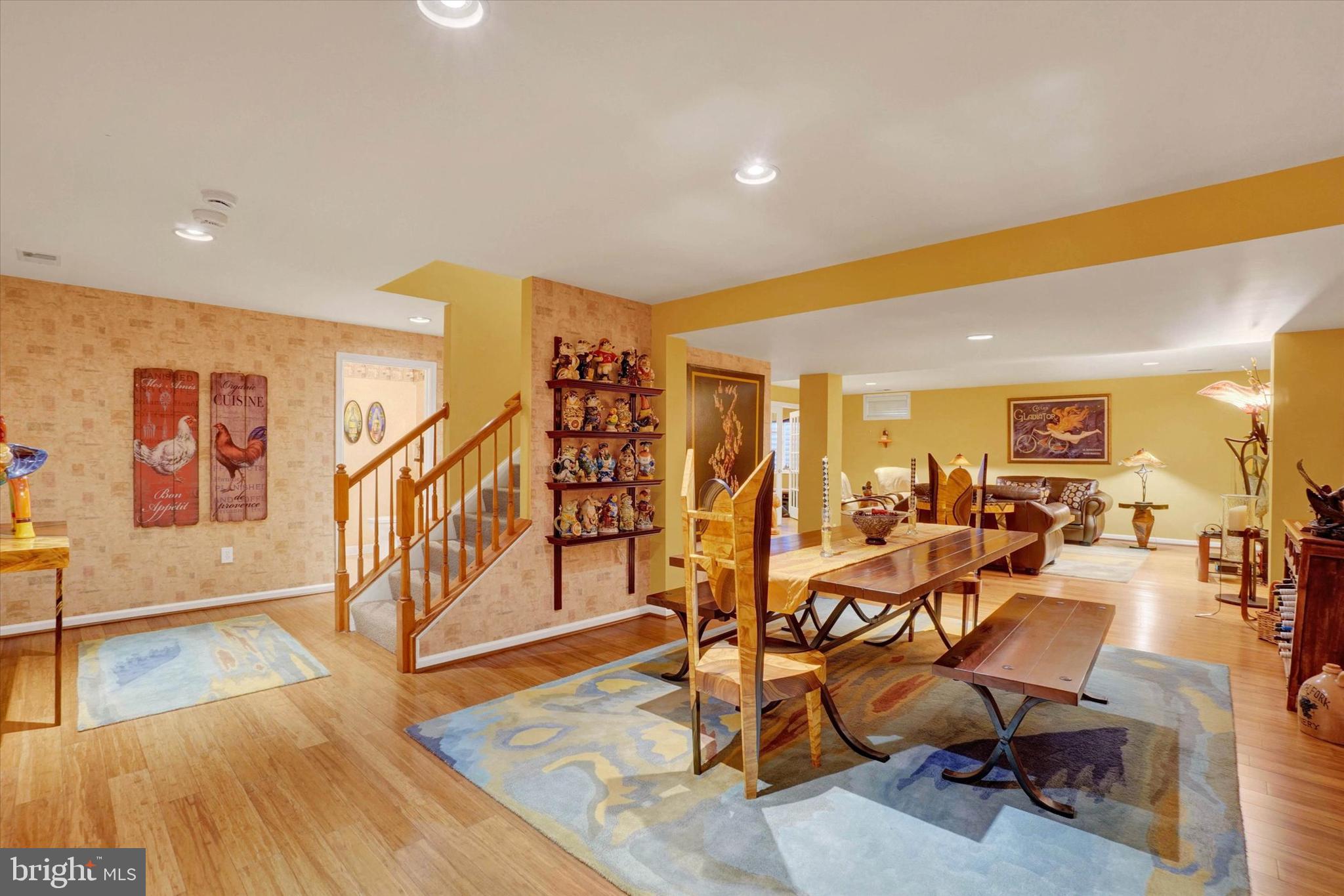 VILLAS AT SHREWSBURY - Residential