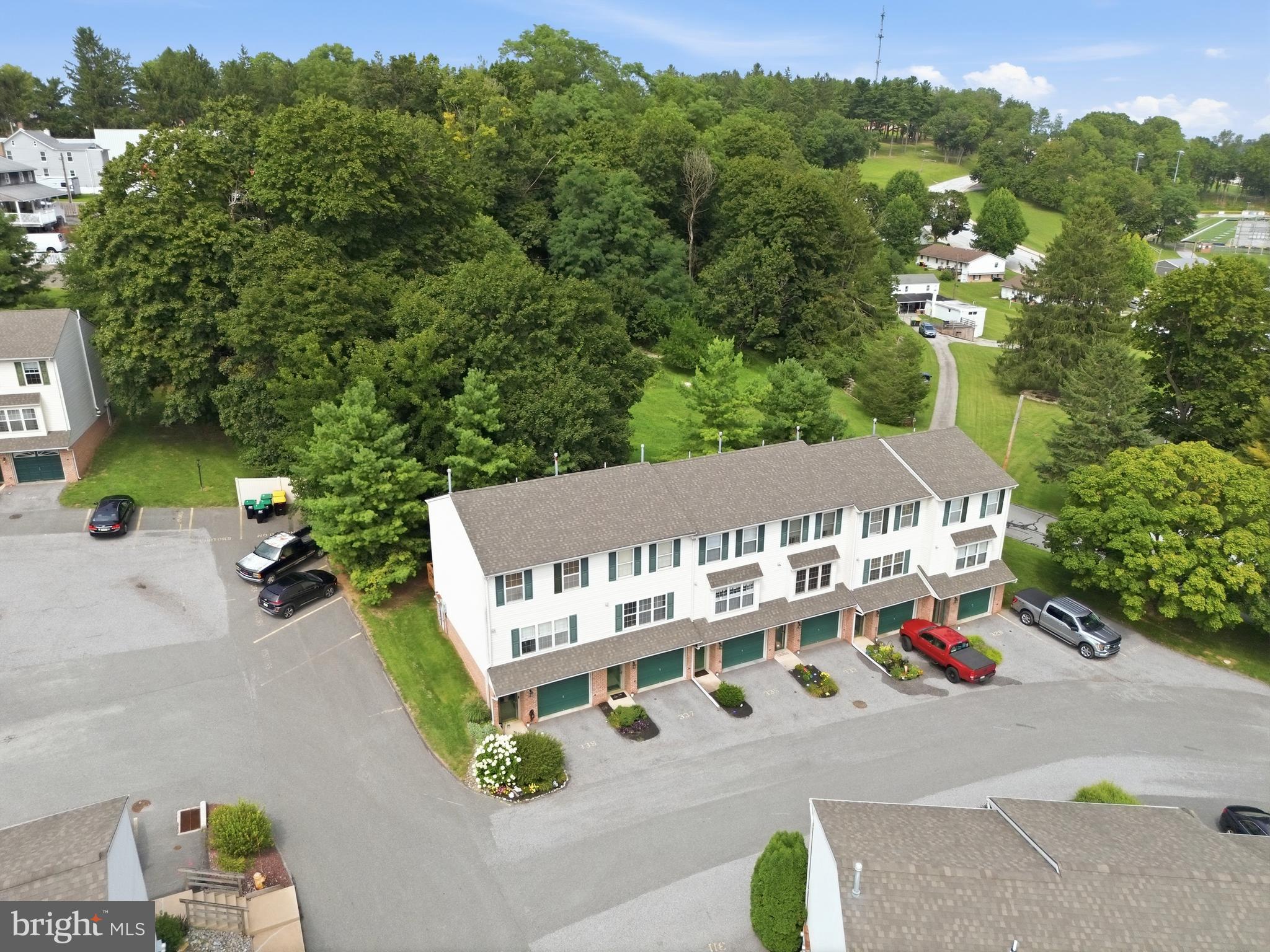 337 COUNTRY CLUB ROAD 8