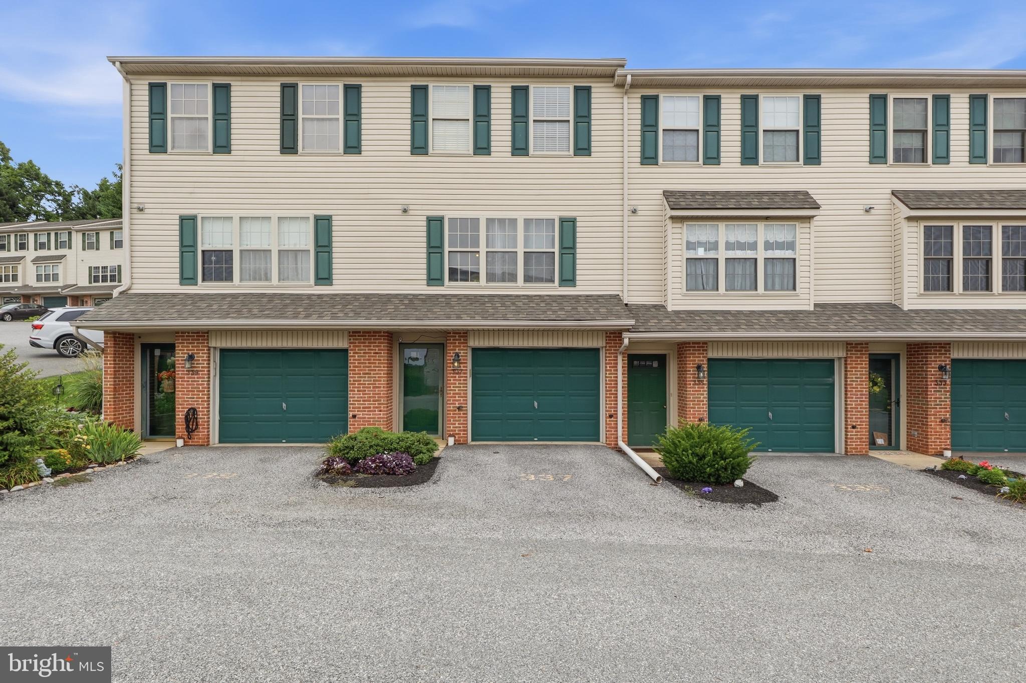 337 COUNTRY CLUB ROAD 8