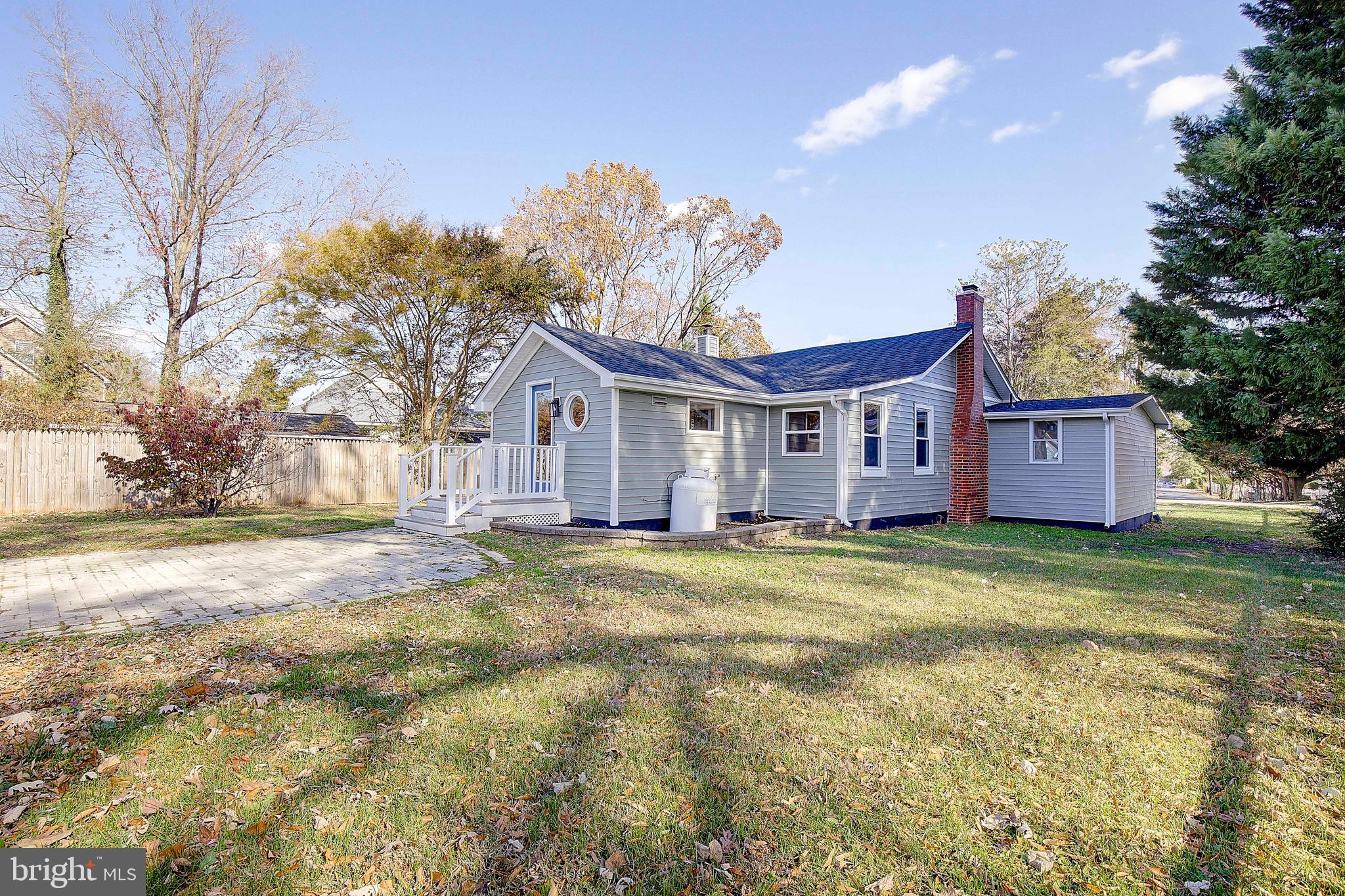 SOUTH RIVER PARK - Residential