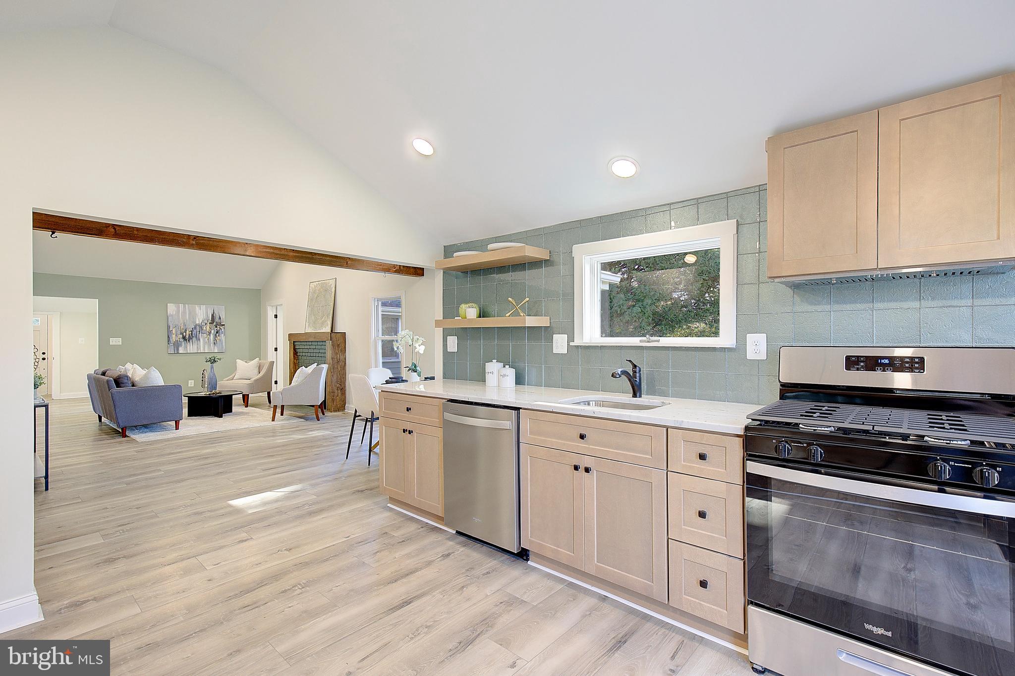 SOUTH RIVER PARK - Residential