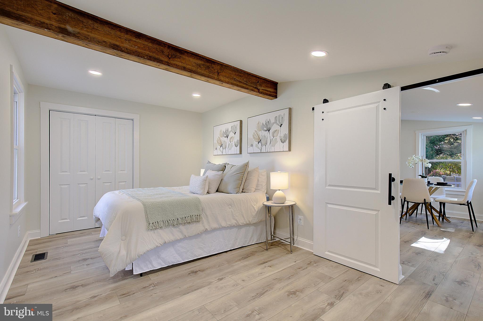 SOUTH RIVER PARK - Residential