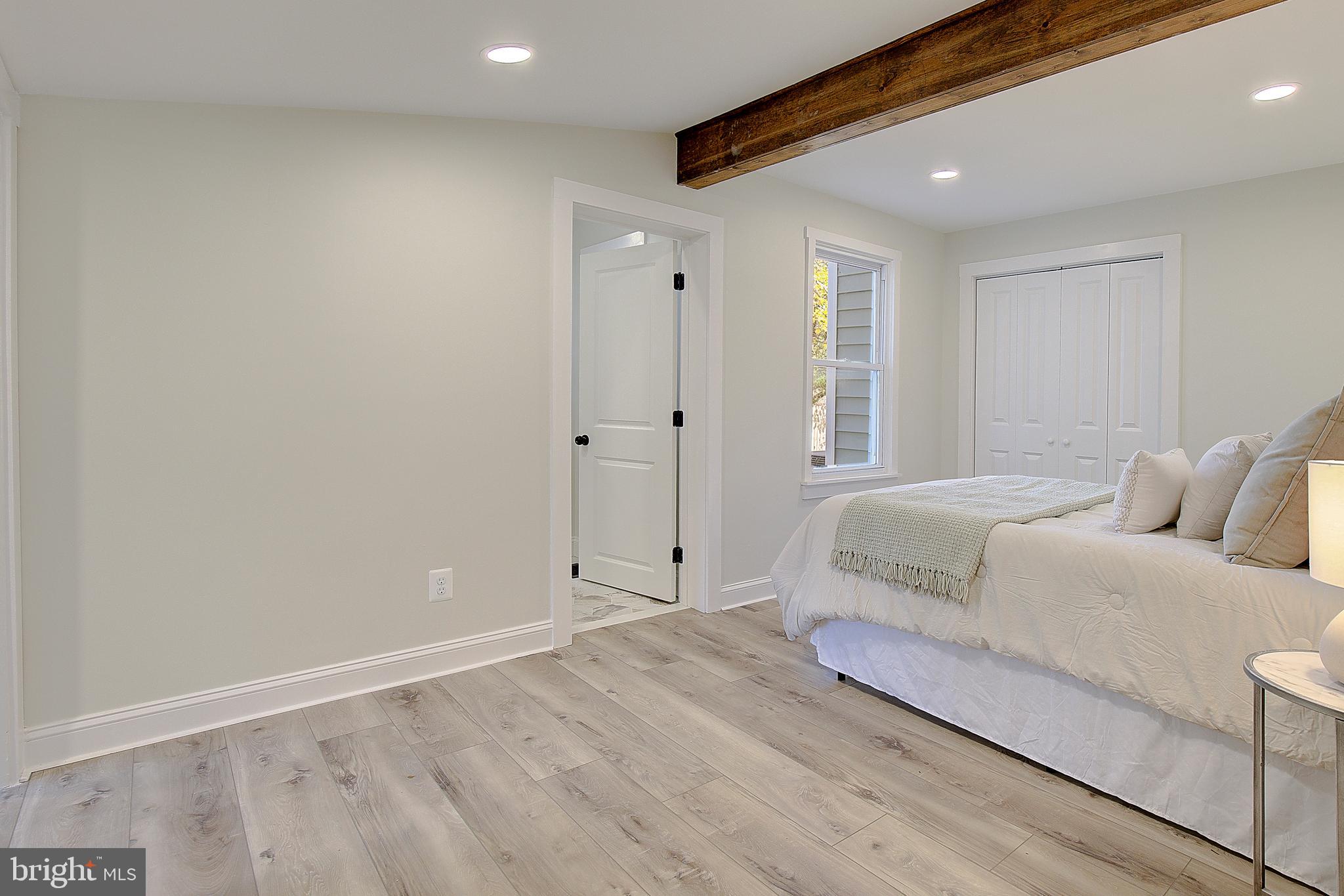 SOUTH RIVER PARK - Residential